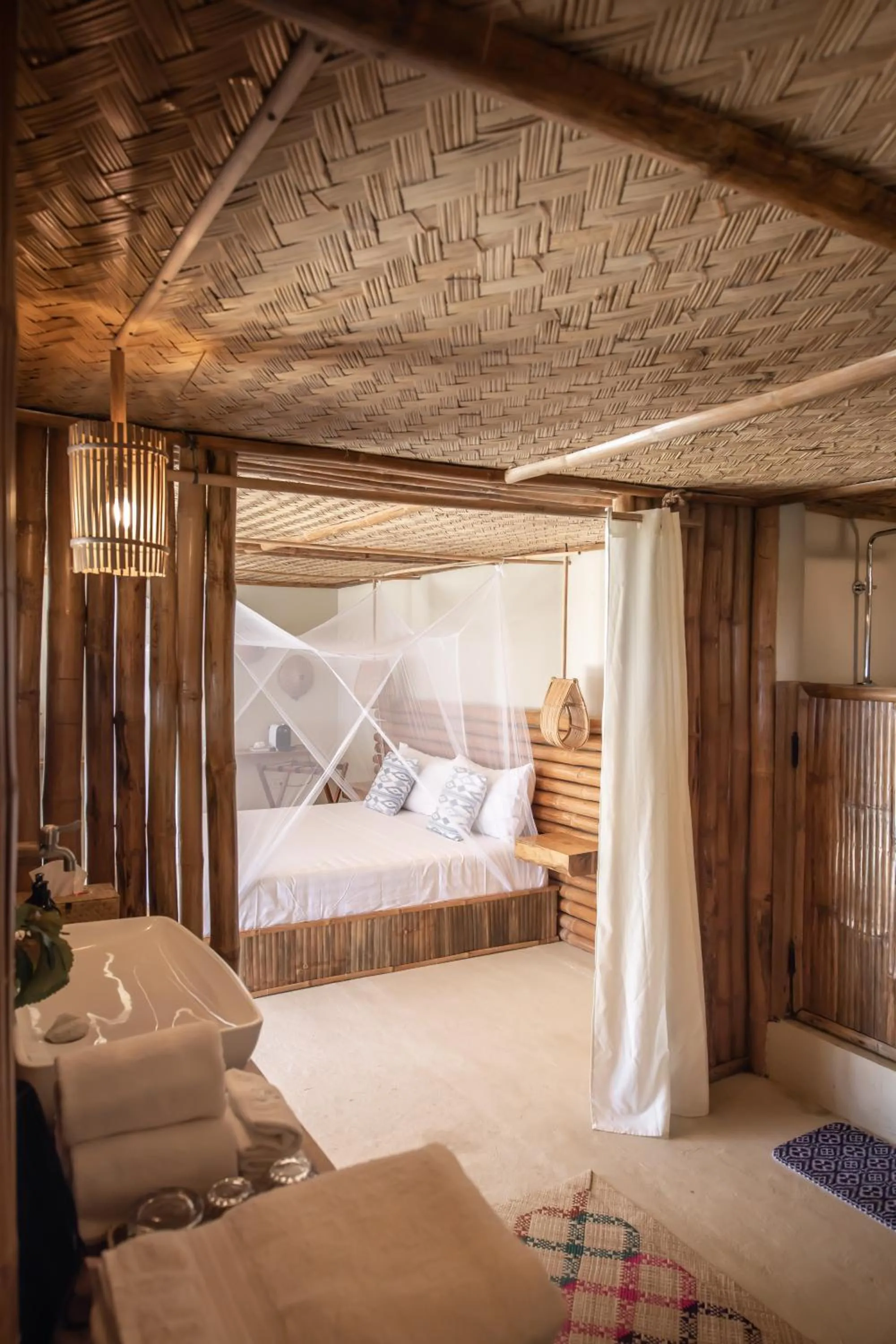 Bedroom, Bed in The Beach House Ocam Ocam