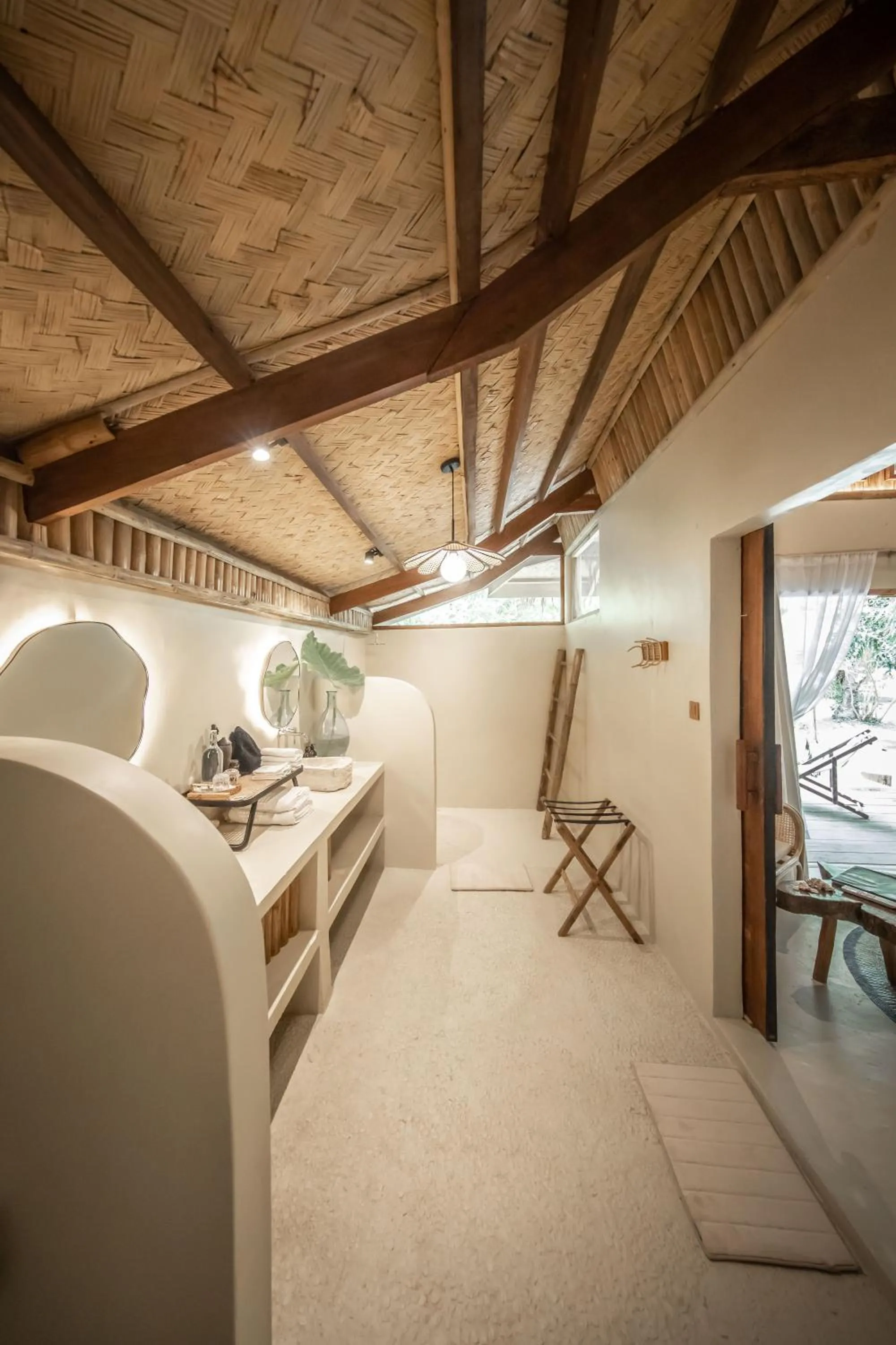 Bathroom in The Beach House Ocam Ocam