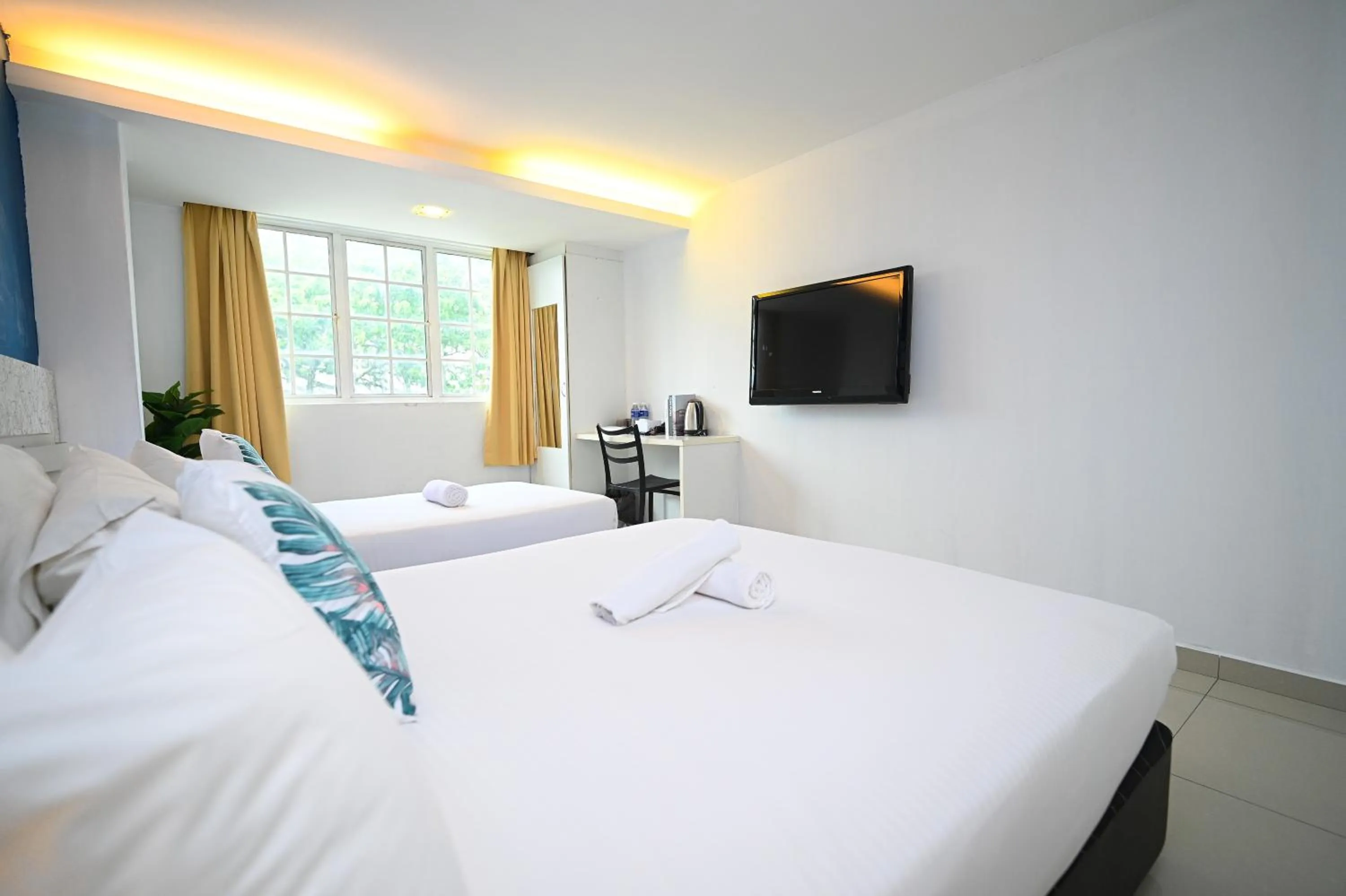 Bed in Swing & Pillows - PJ SS2