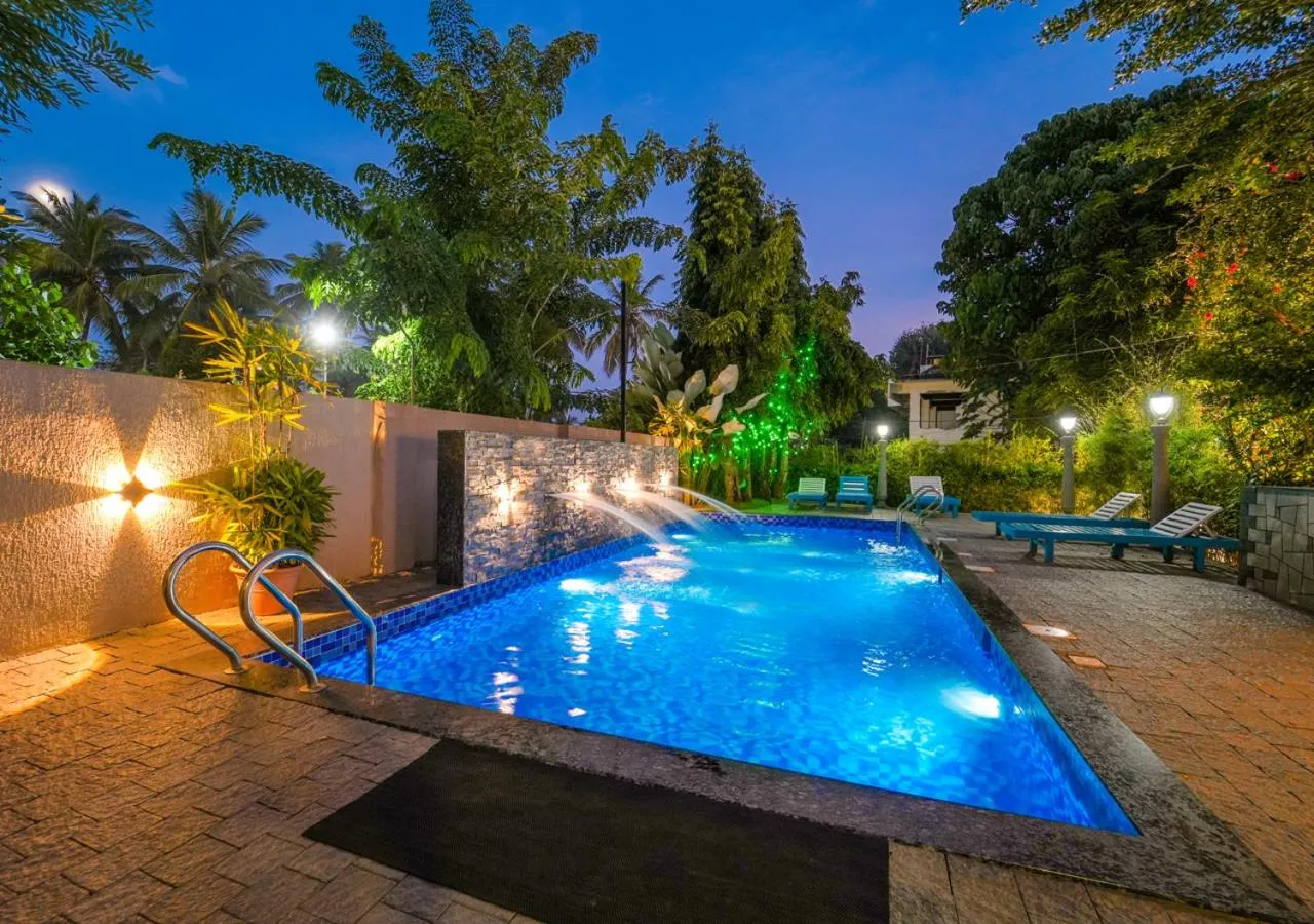 Night in Pop Tavern Kovalam Beach Villa by VOYE HOMES