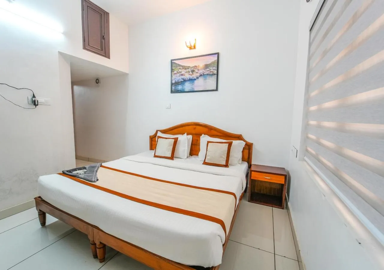 Photo of the whole room, Bed in Pop Tavern Kovalam Beach Villa by VOYE HOMES
