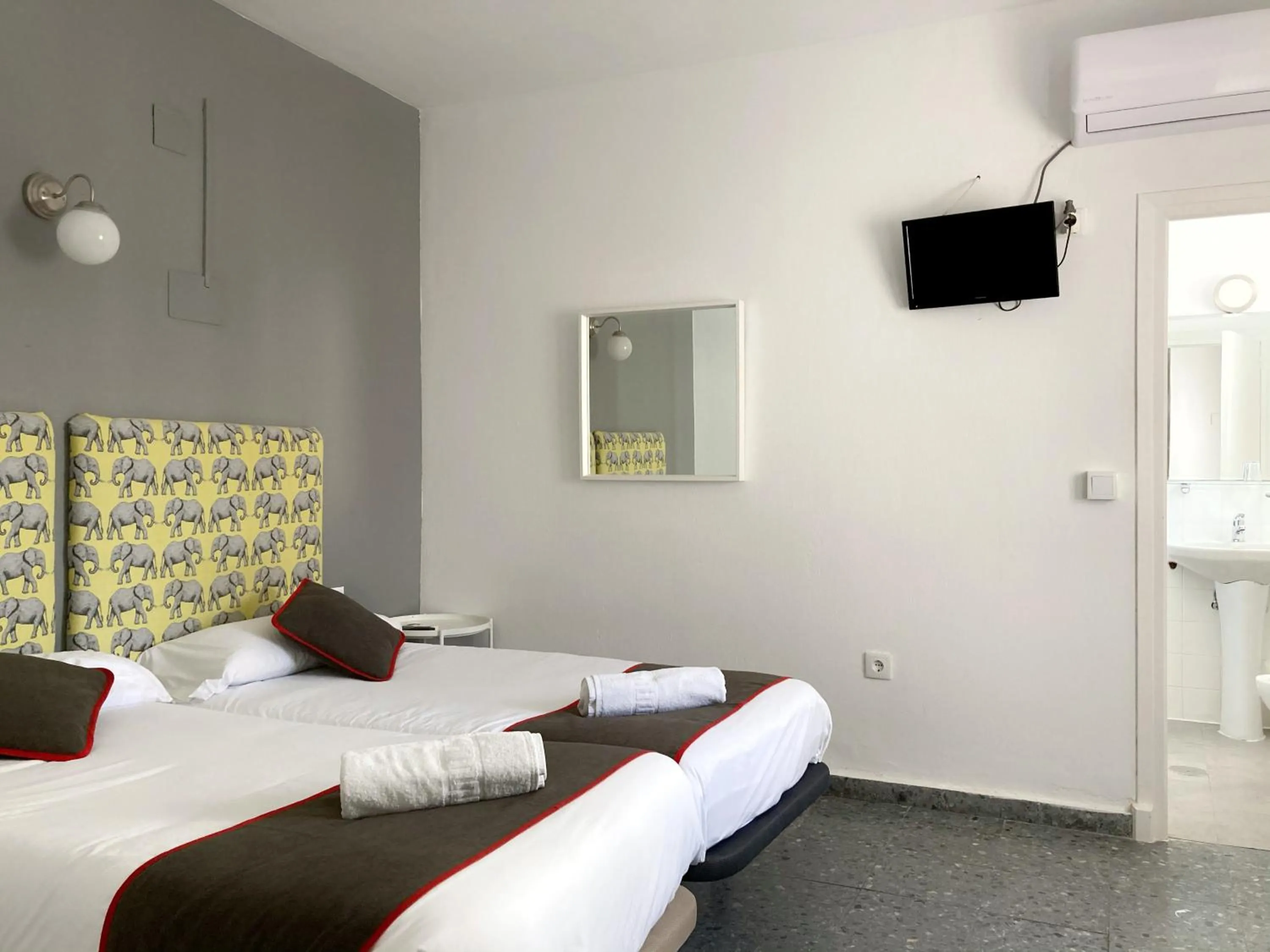 Bedroom in Hostal Paco Marbella