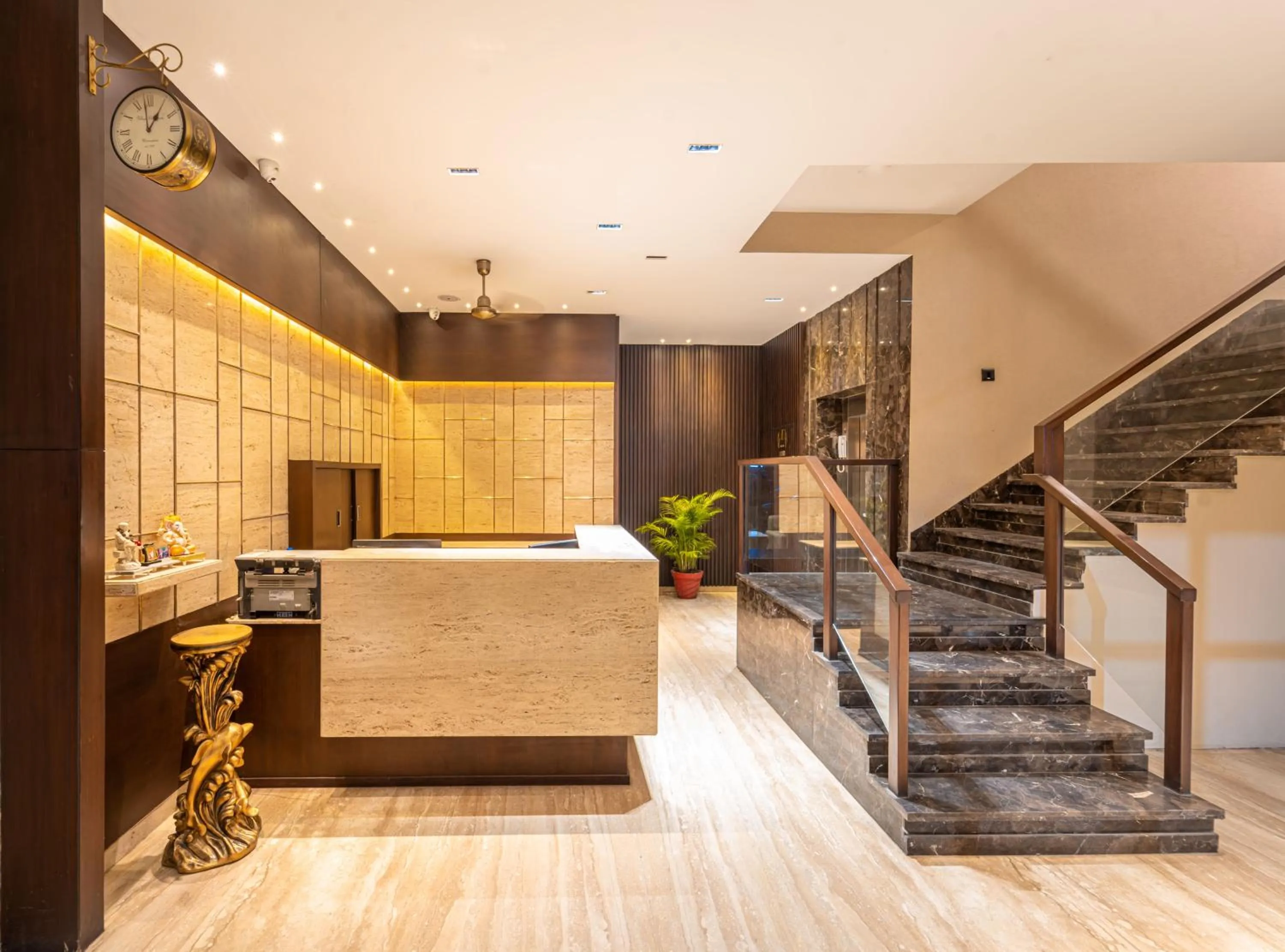 Lobby or reception in Enrise by Sayaji Harda