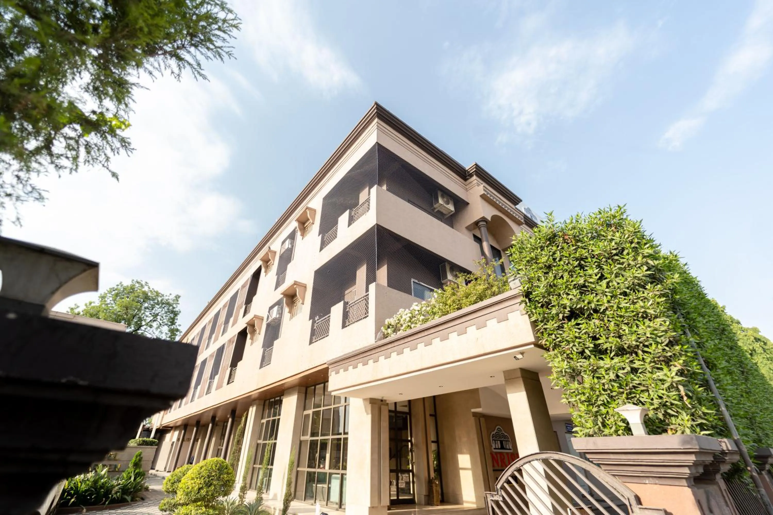 Spring in Enrise by Sayaji Harda