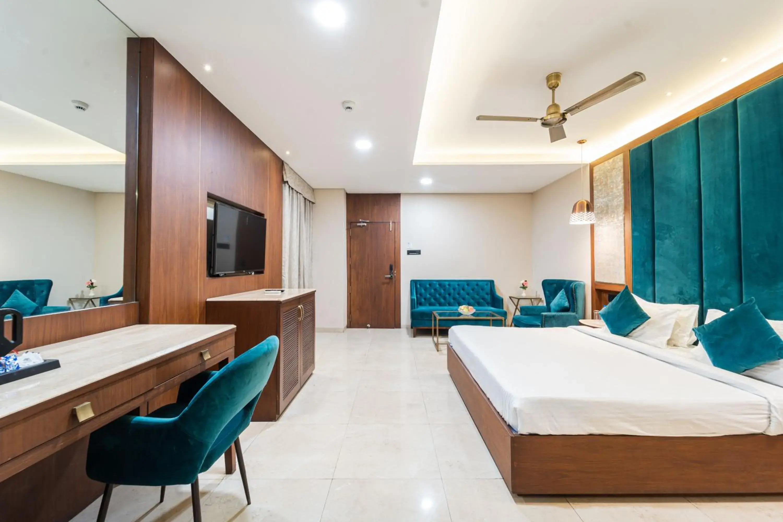 Suite in Enrise by Sayaji Harda Suite in Enrise by Sayaji Harda