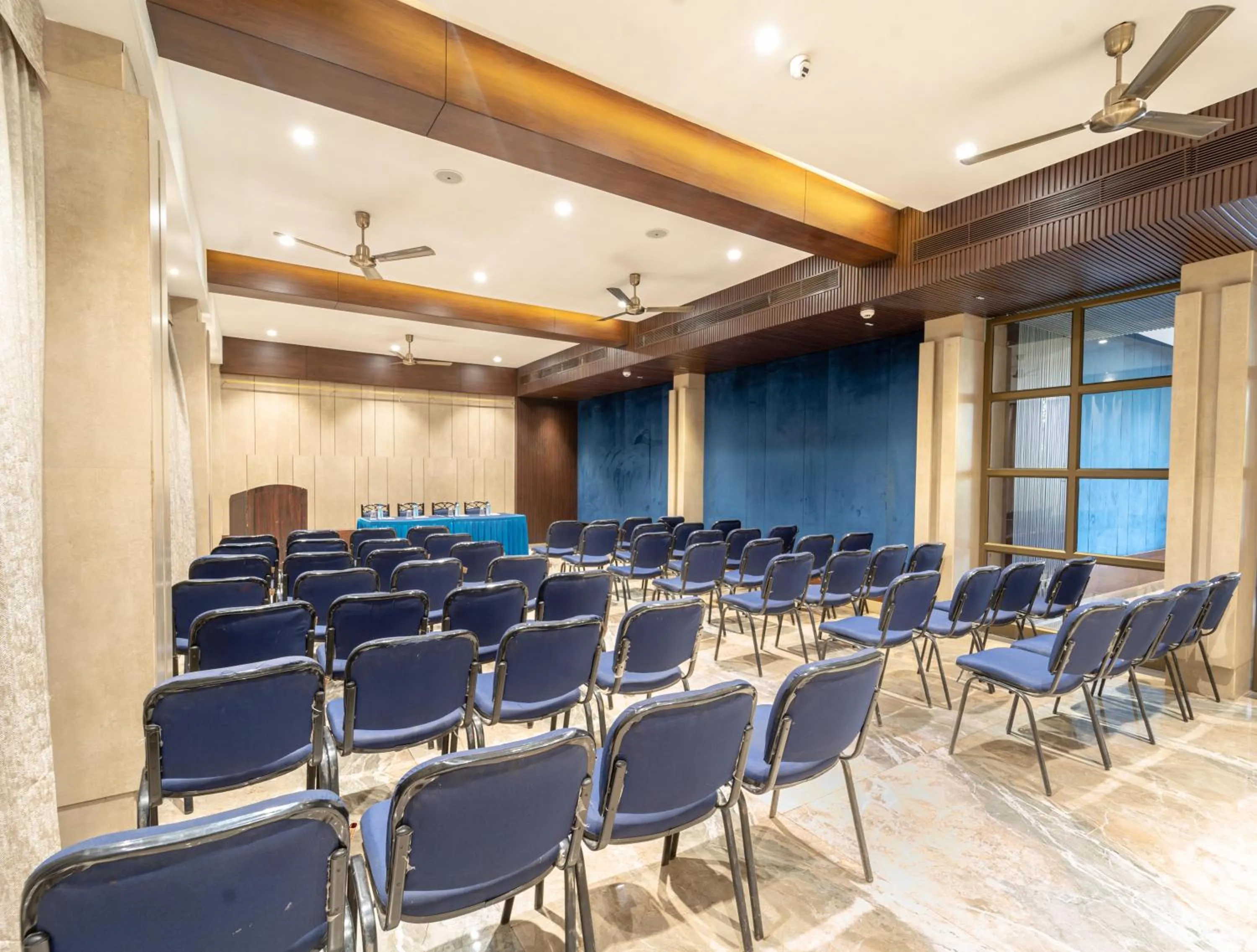 Seating area in Enrise by Sayaji Harda