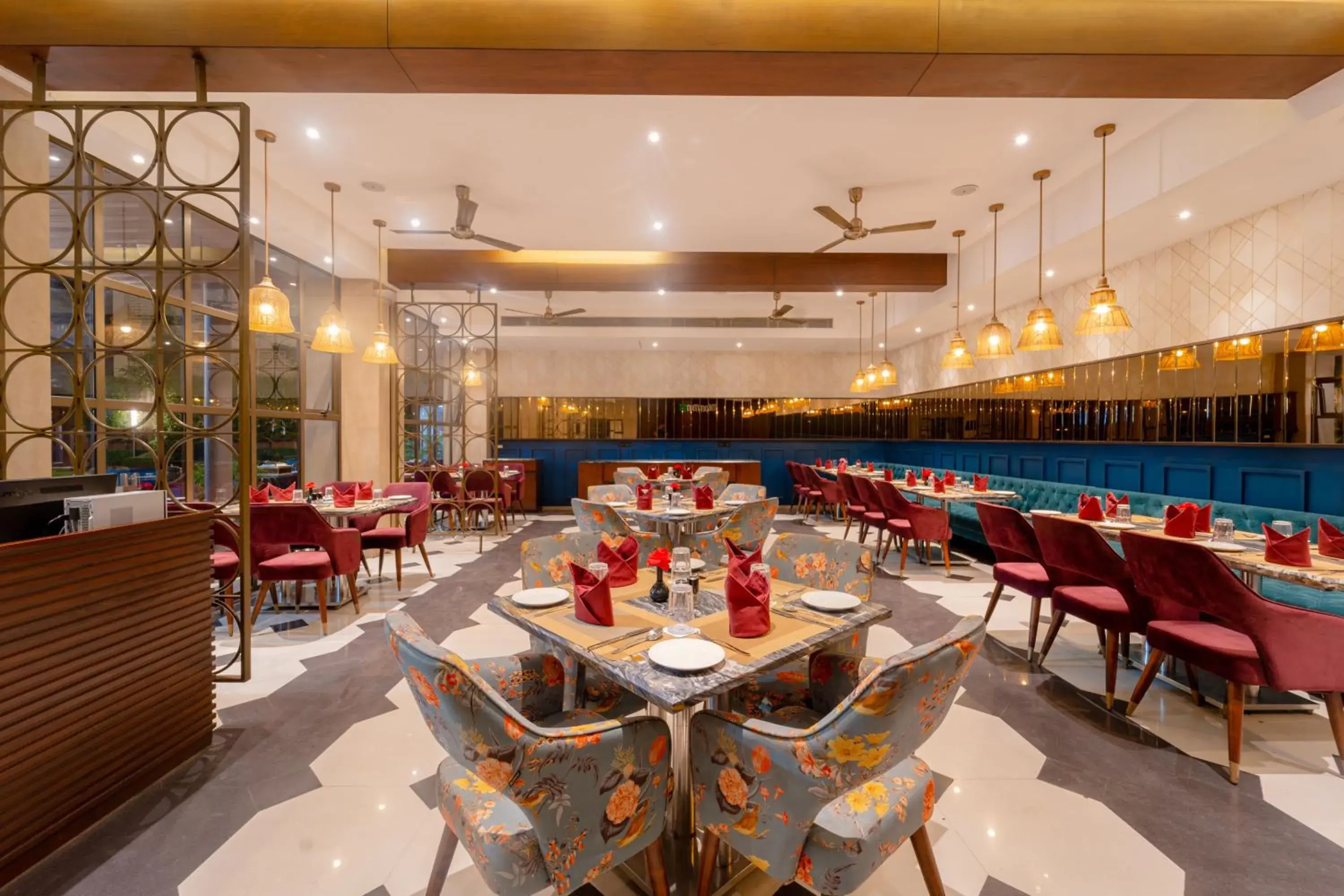 Restaurant/places to eat in Enrise by Sayaji Harda Restaurant/places to eat in Enrise by Sayaji Harda