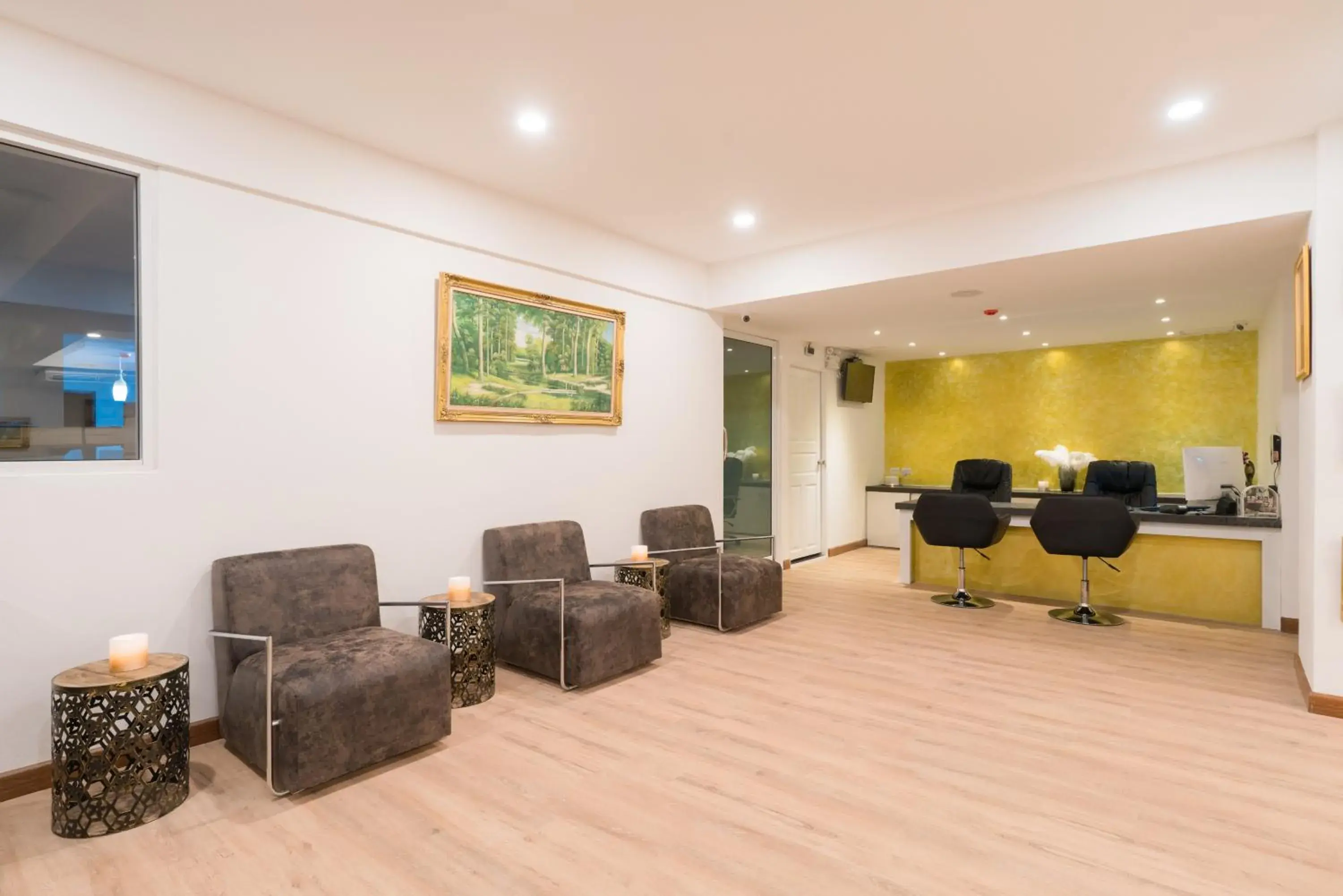 Property building in Destination Patong Property building in Destination Patong