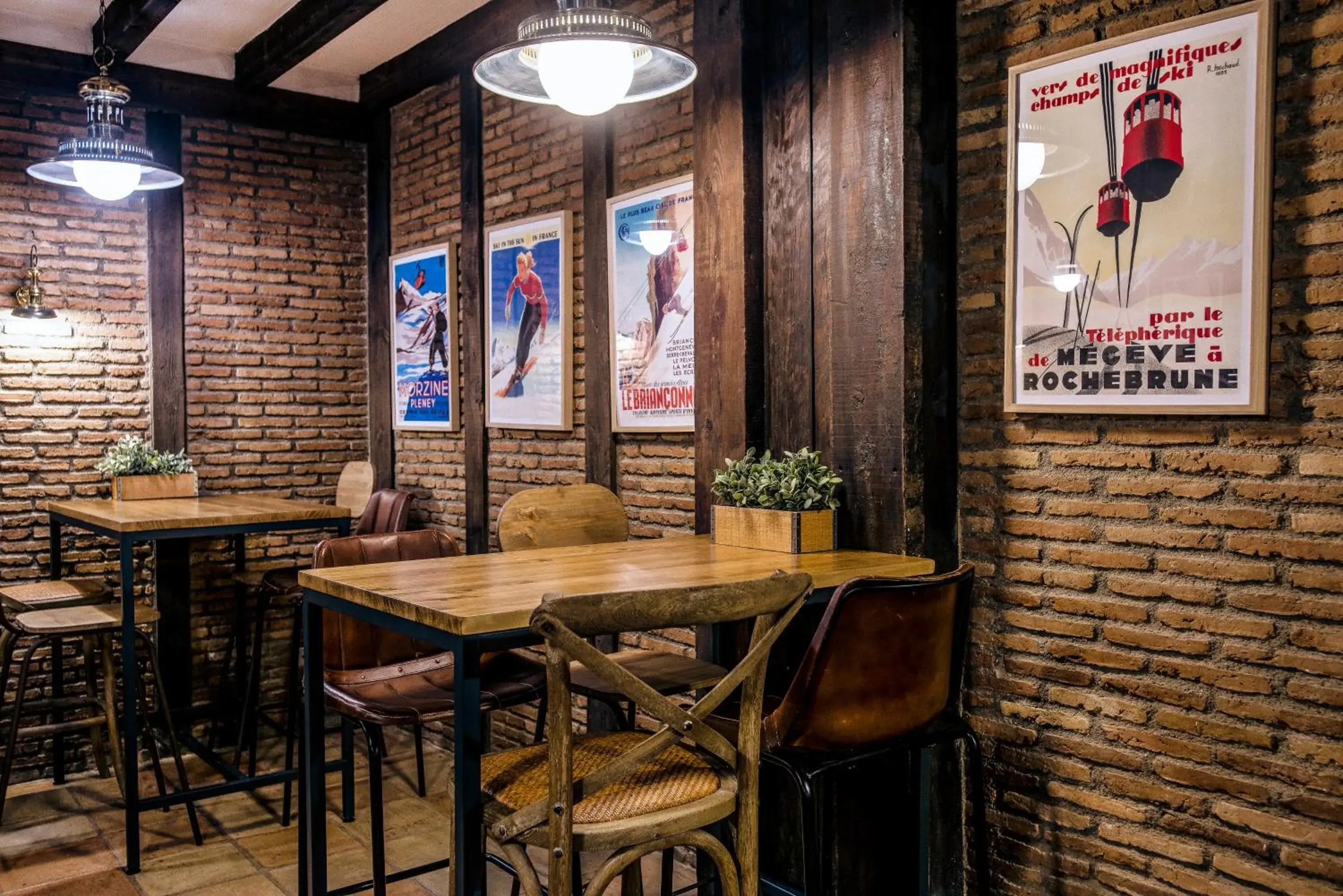 Lounge or bar in Vincci Selección Rumaykiyya Lounge or bar in Vincci Selección Rumaykiyya