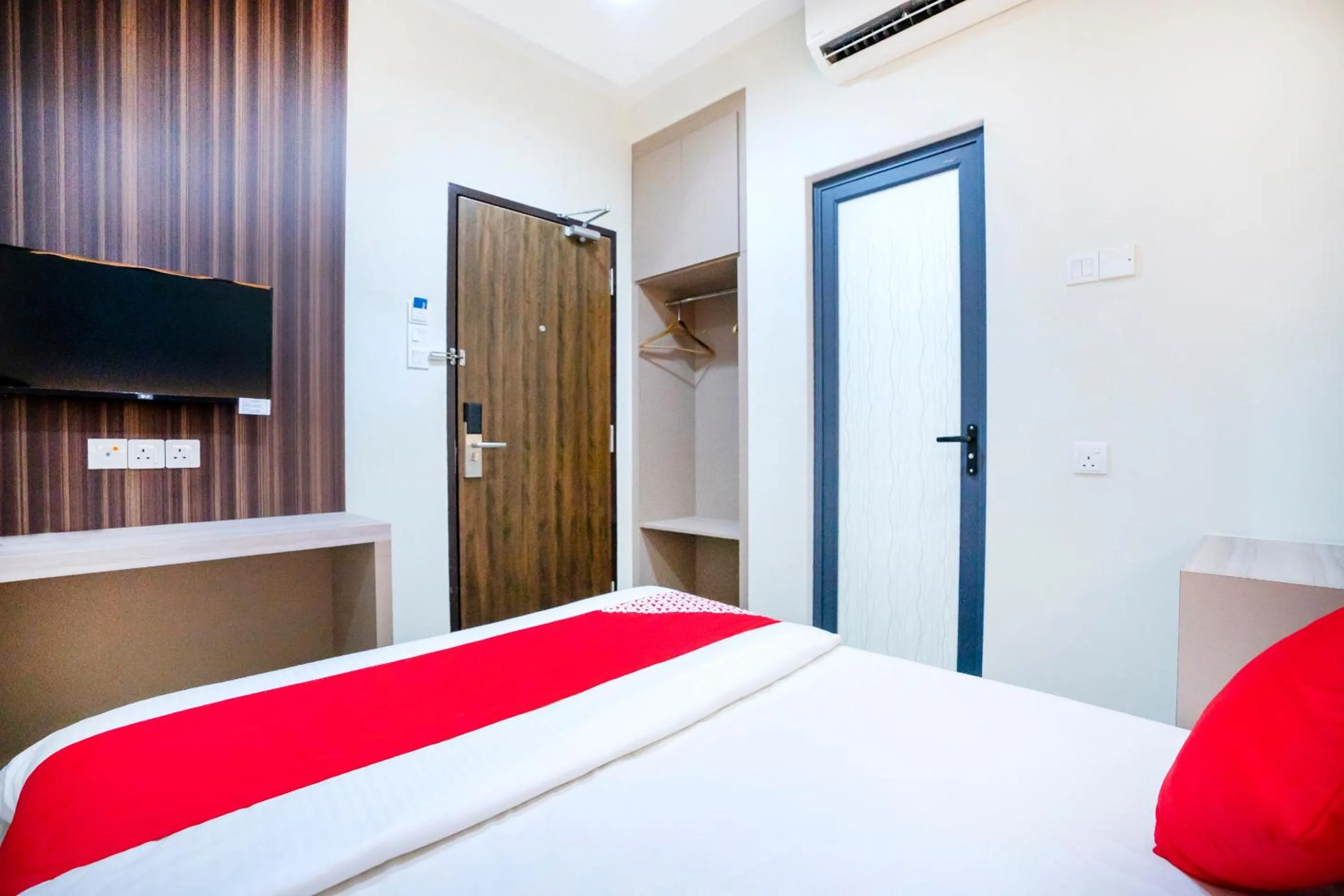 Bedroom in Hope Hotel