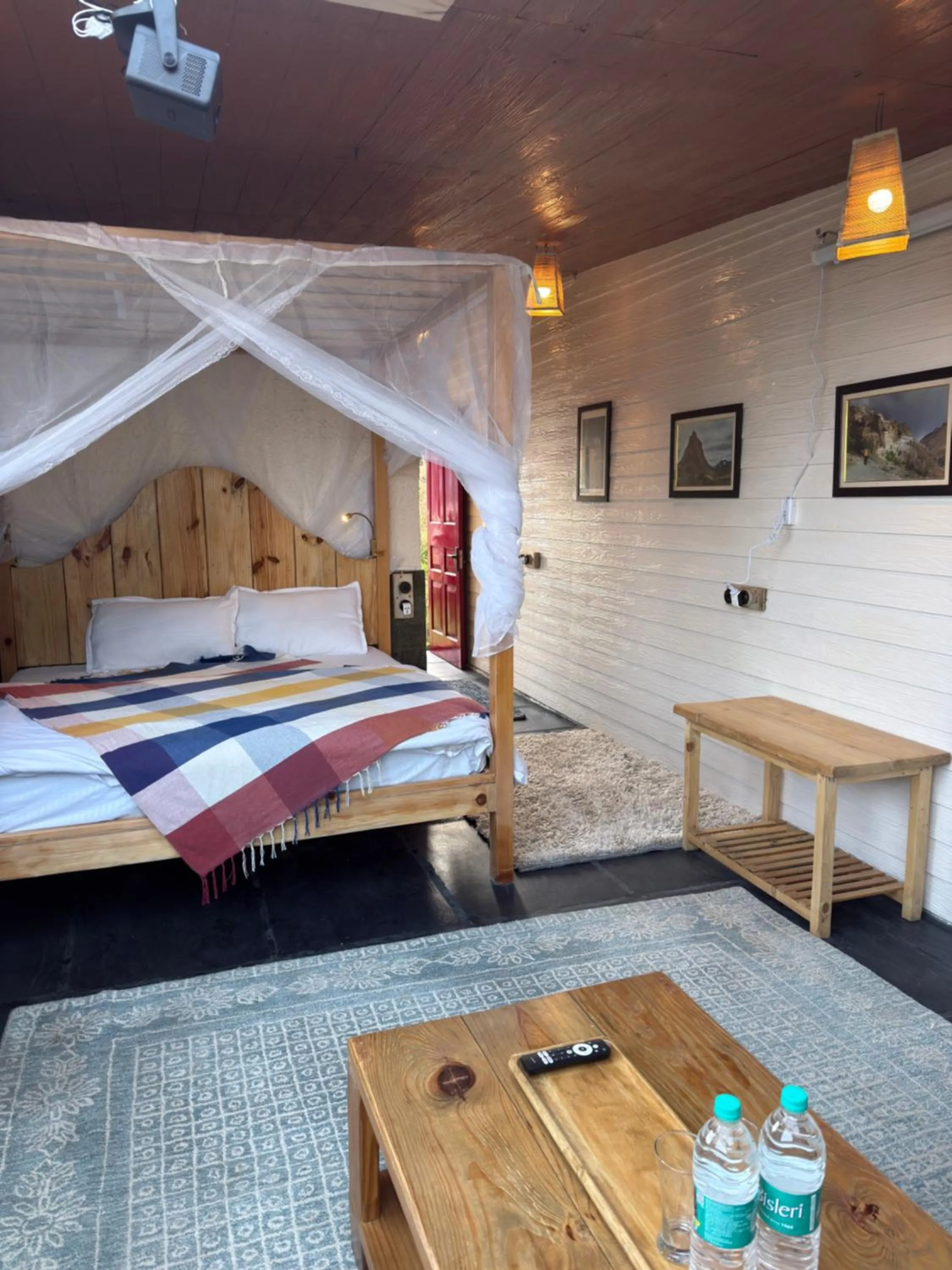 Bed in The Soul Stroll Cottages Retreat