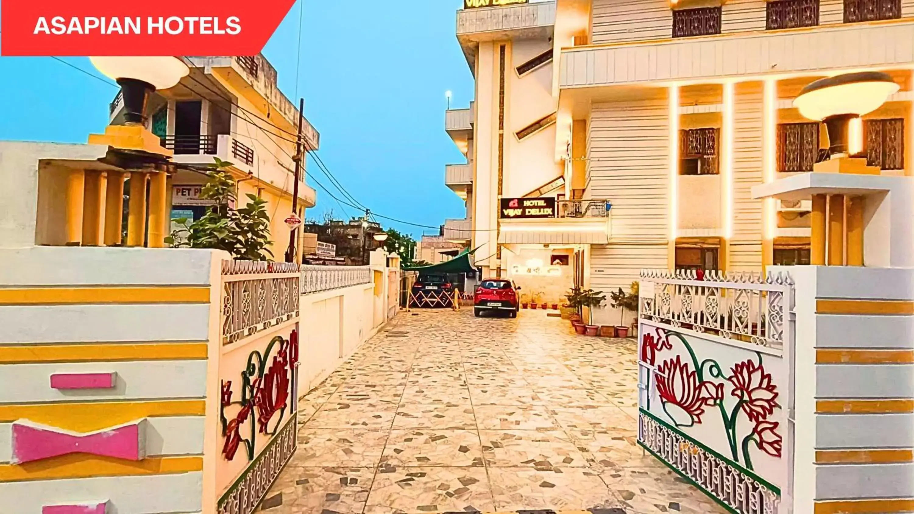 Property building in Hotel Vijay Deluxe Property building in Hotel Vijay Deluxe