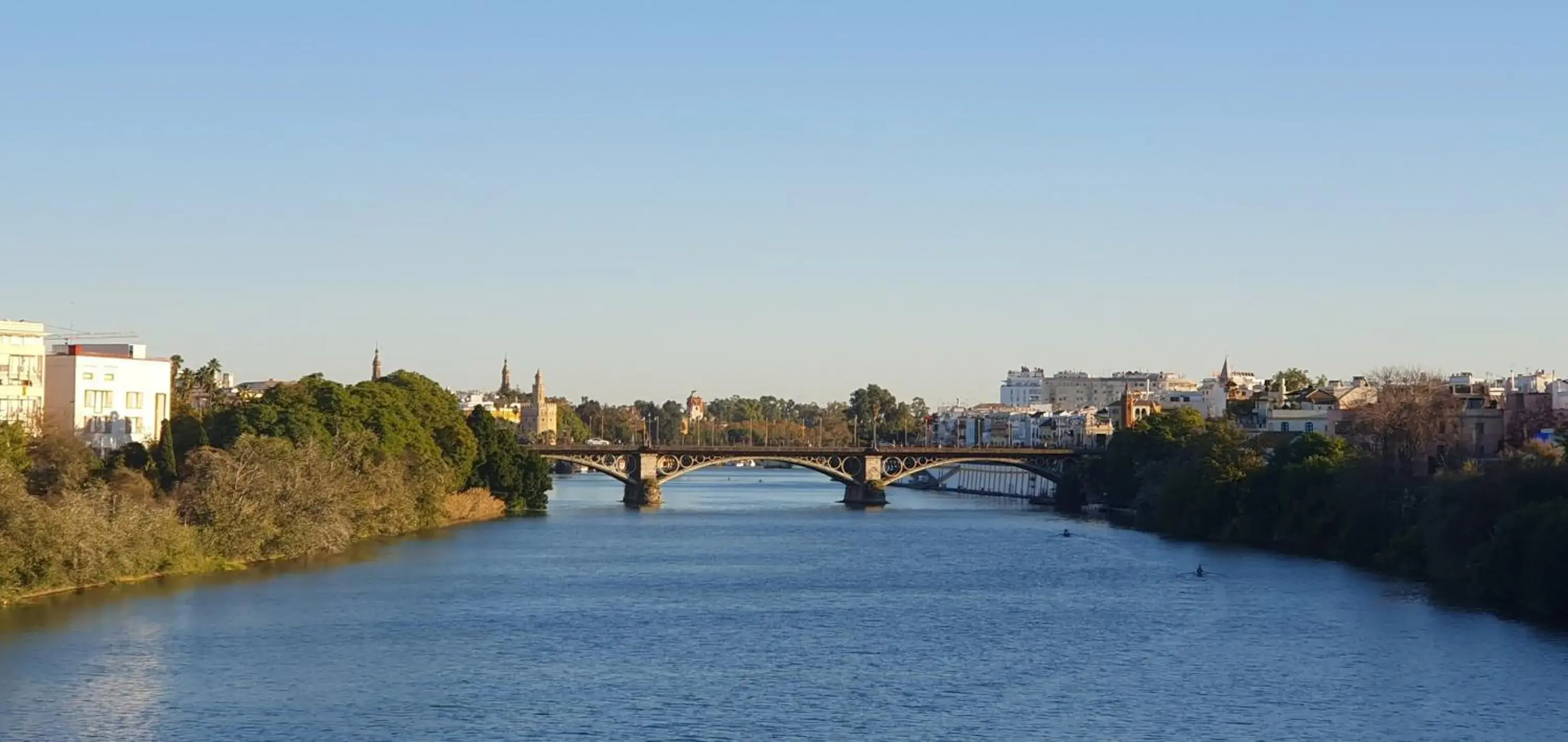 River view in Ribera de Triana Hotel River view in Ribera de Triana Hotel