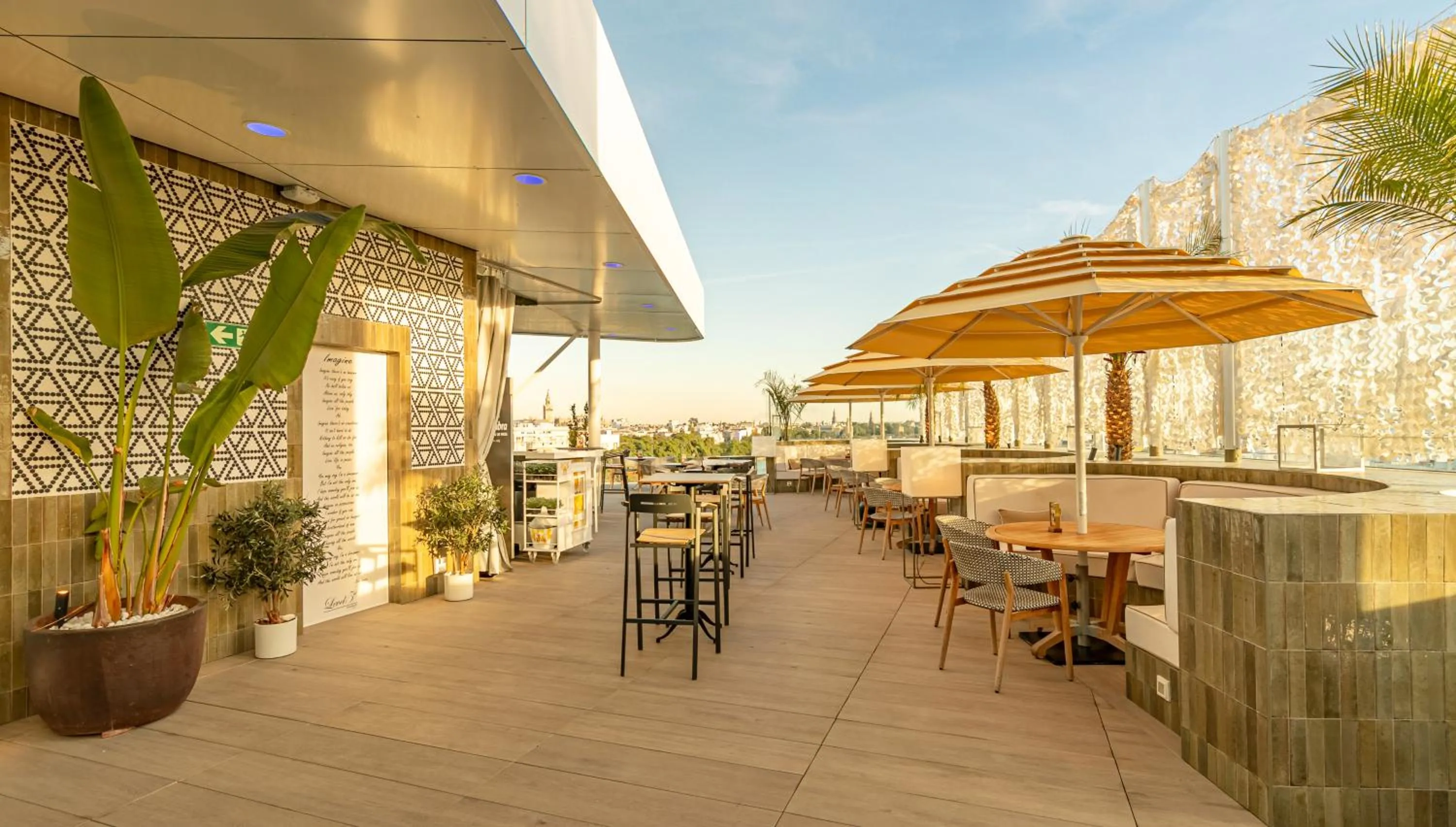 Balcony/Terrace in Ribera de Triana Hotel