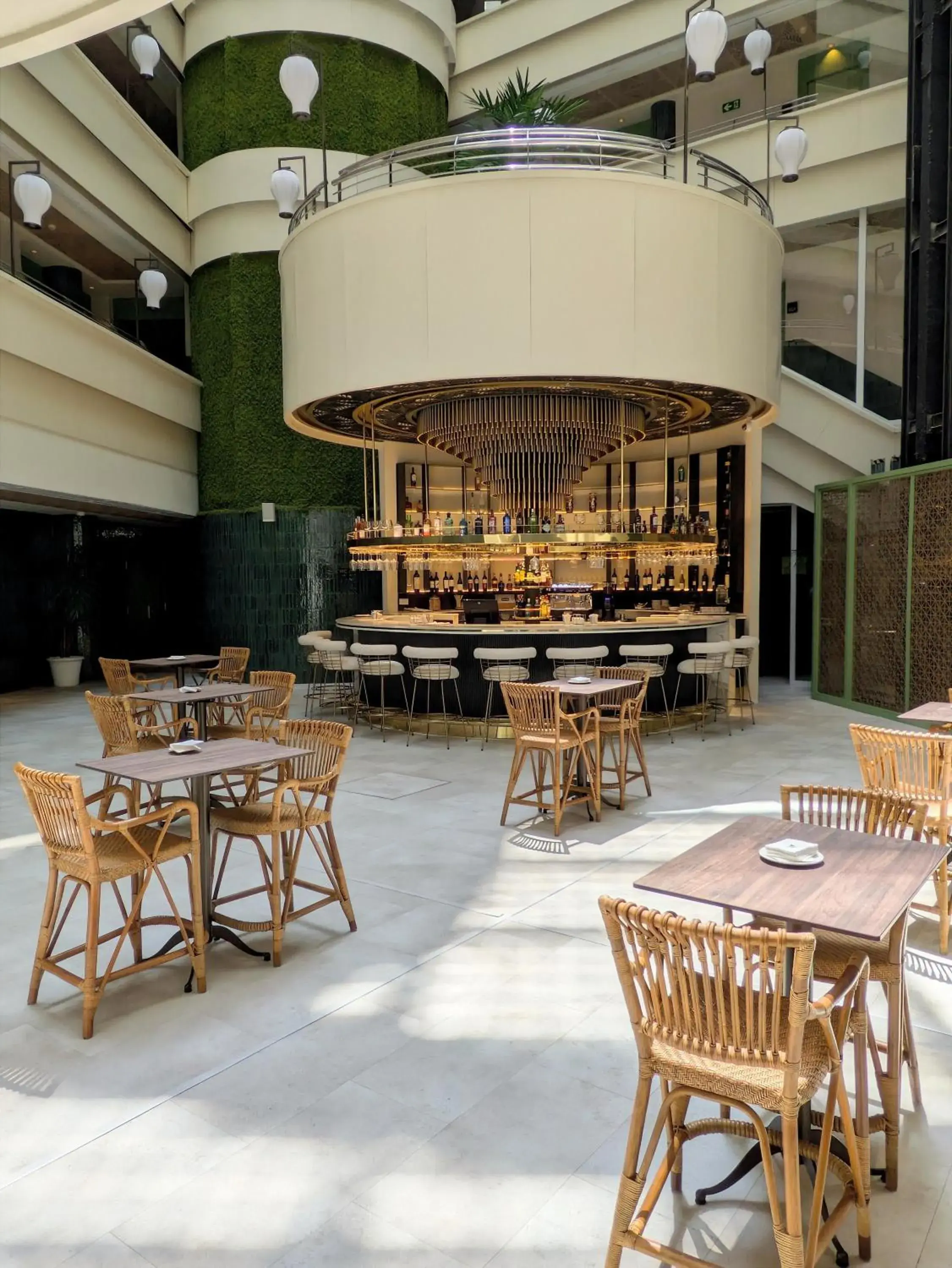 Lounge or bar in Ribera de Triana Hotel Lounge or bar in Ribera de Triana Hotel