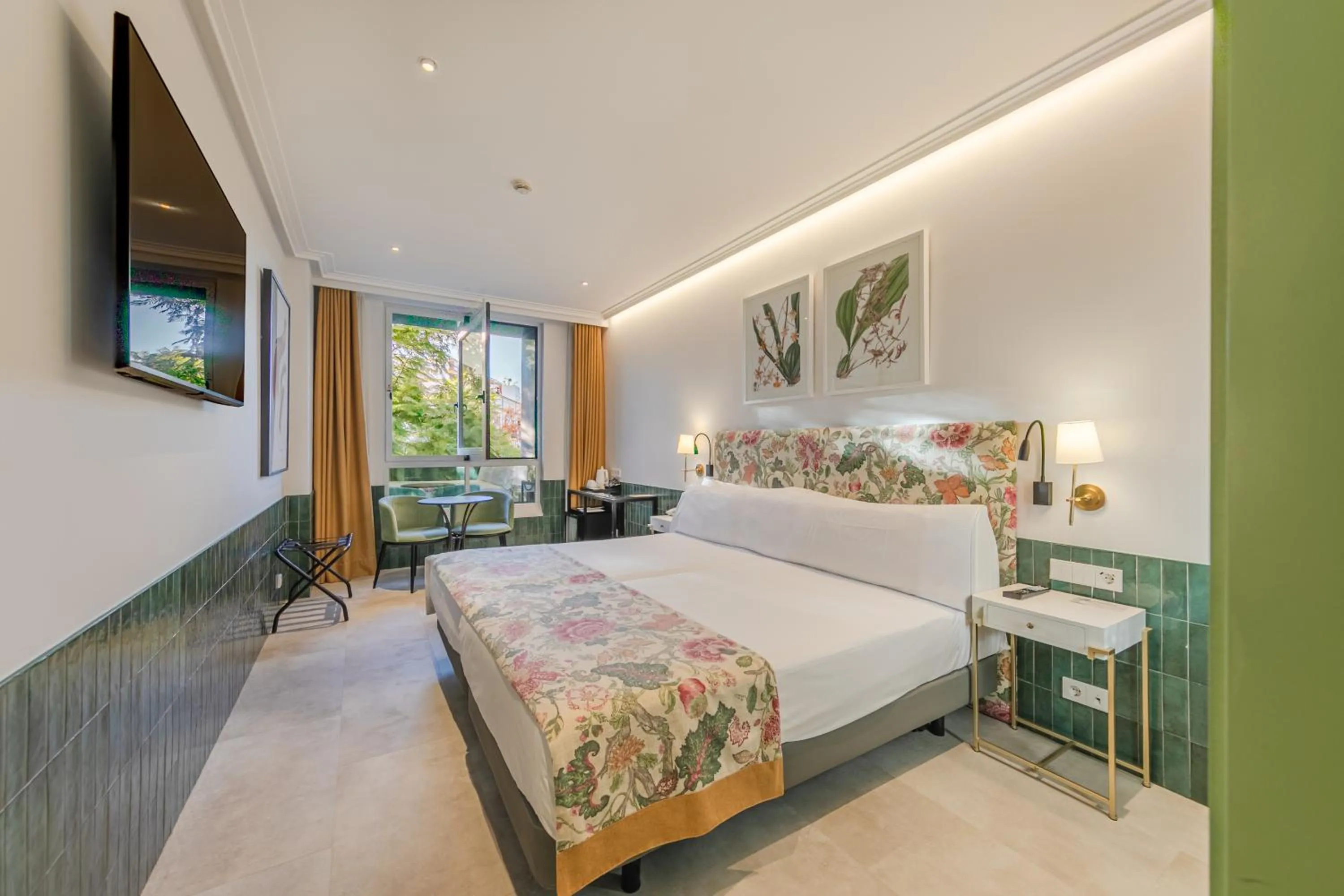 Bed in Ribera de Triana Hotel