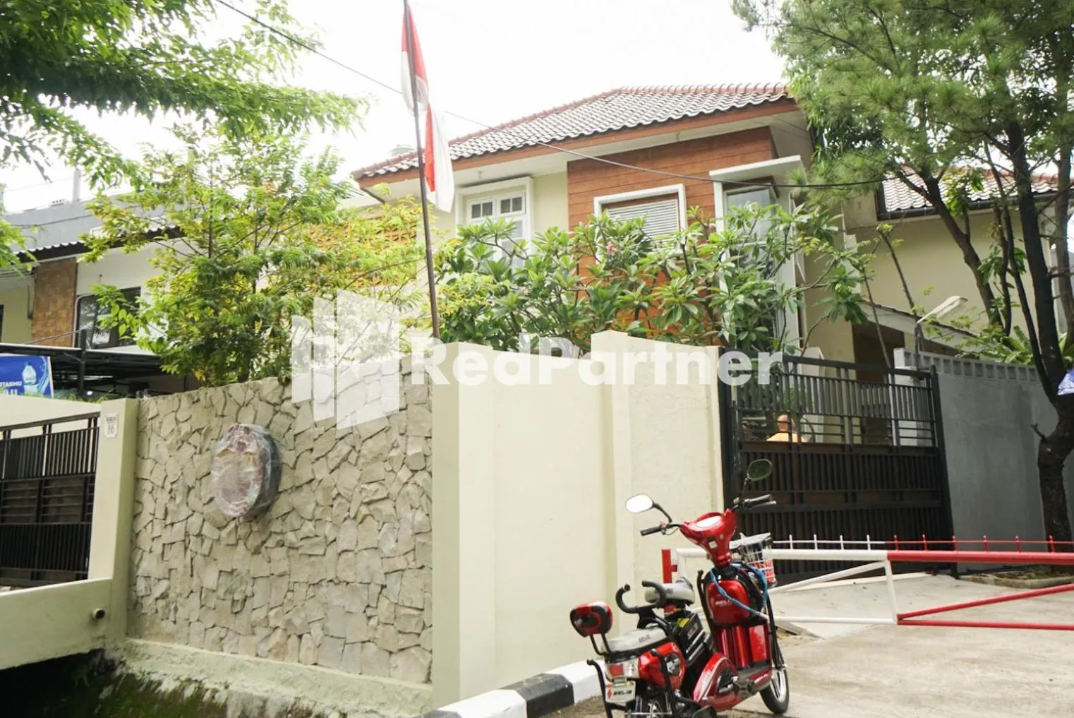 Property building in Fazza Syariah Mitra RedDoorz