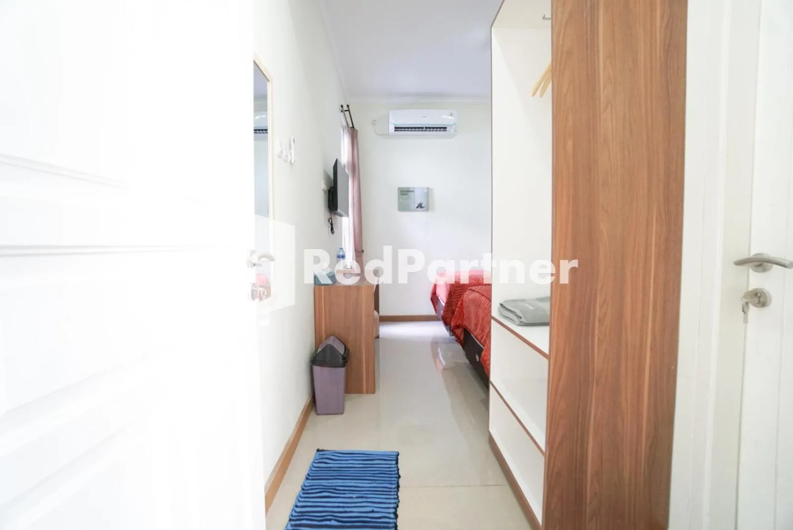 Bedroom, Bed in Fazza Syariah Mitra RedDoorz