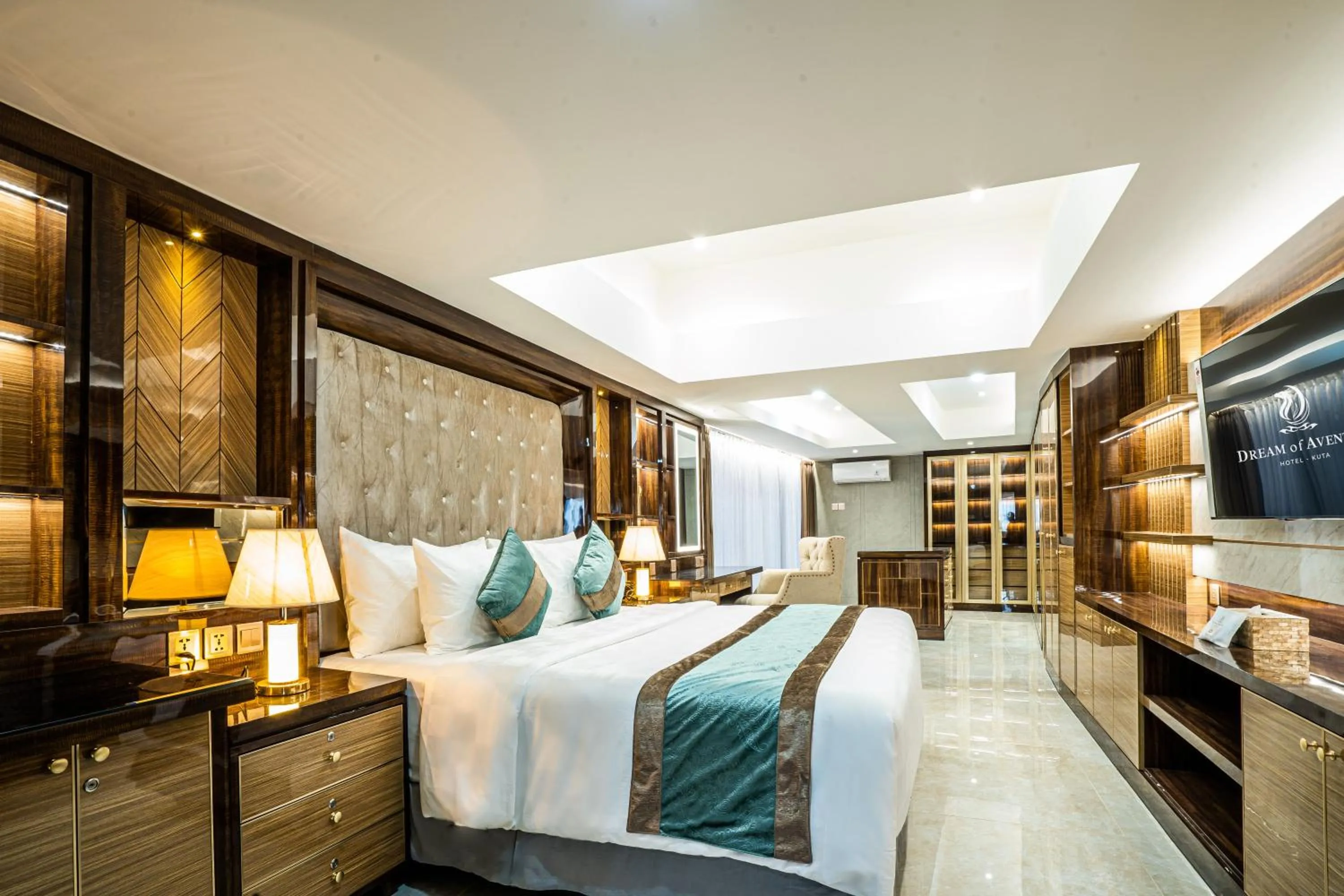 Bed in Dream of Aventus Hotel Kuta