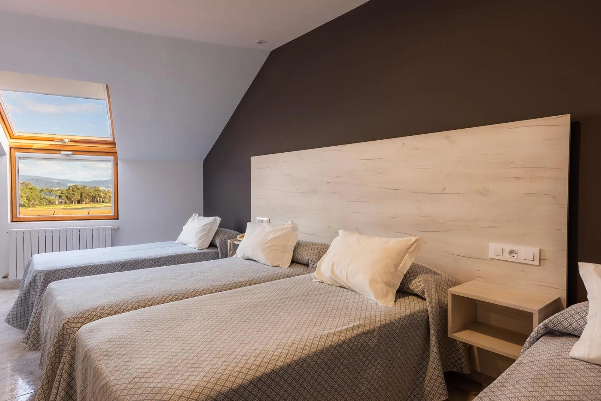 Photo of the whole room in Hotel Montemar *** Superior