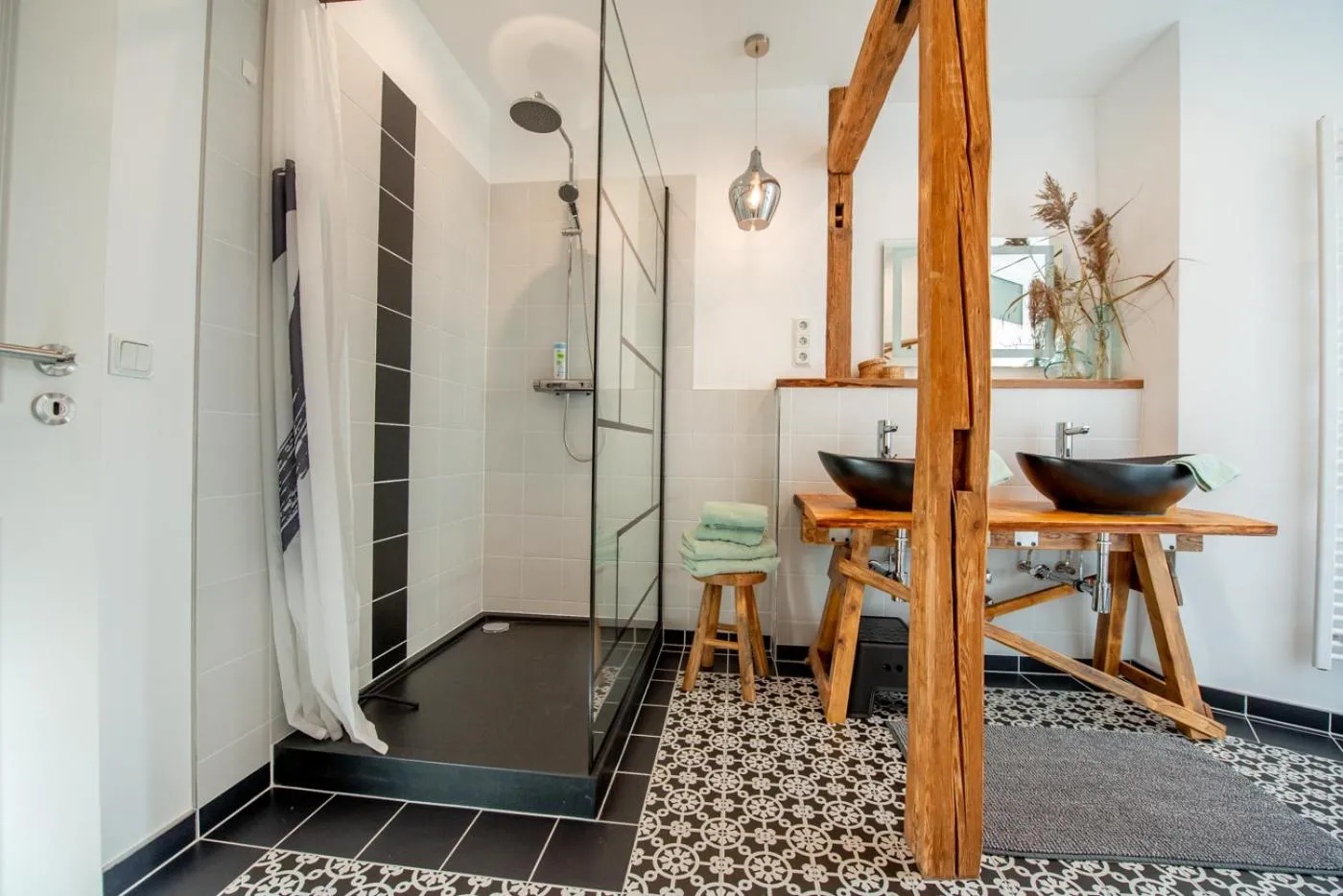 Bathroom in Apartment Kronprinz zentral mit Infrarot-Sauna