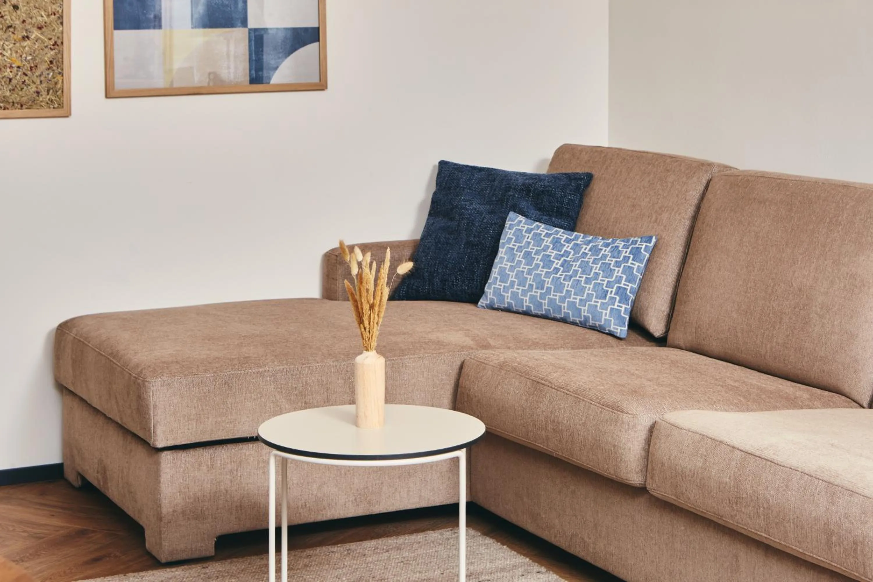 Living room in HOMEBOUND APARTMENTS Bad Goisern - contactless check-in