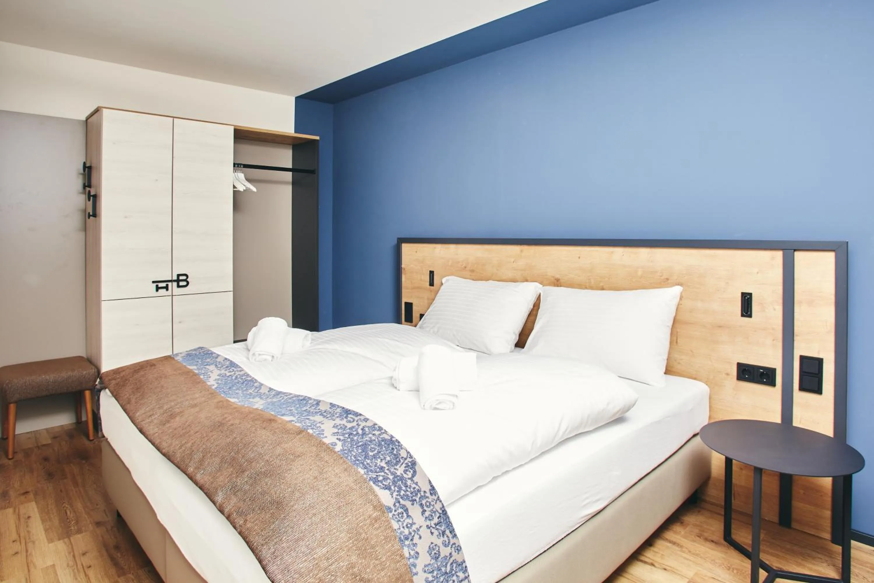 Bed in HOMEBOUND APARTMENTS Bad Goisern - contactless check-in