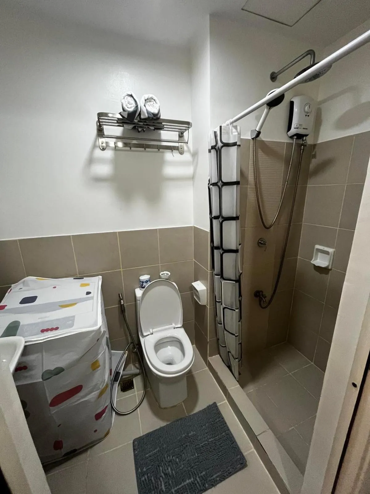 Lovely 1BR Condo @ SM Southmall w/ Netflix & High Speed WIFI