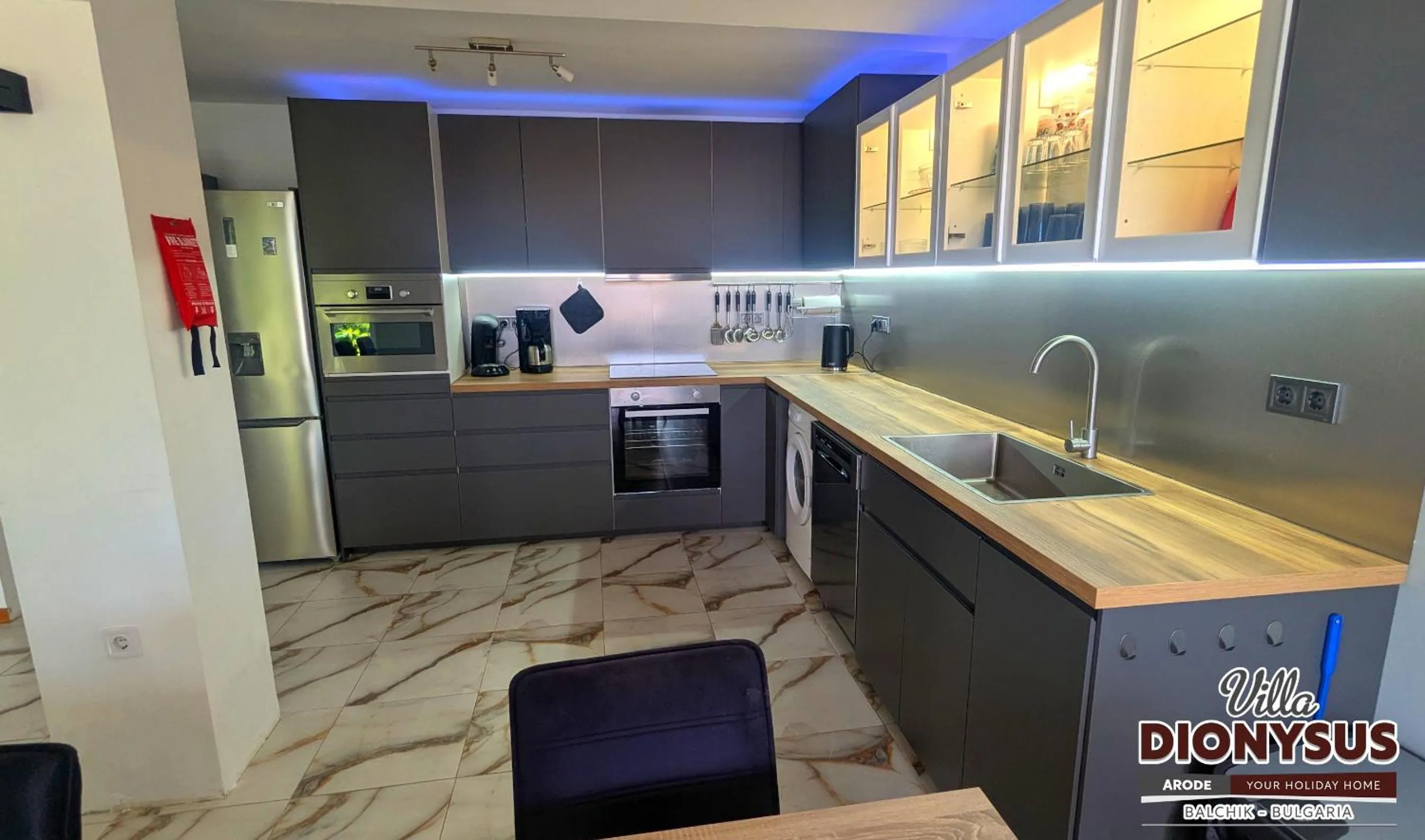 Kitchen or kitchenette in Arode Villa Dionysus
