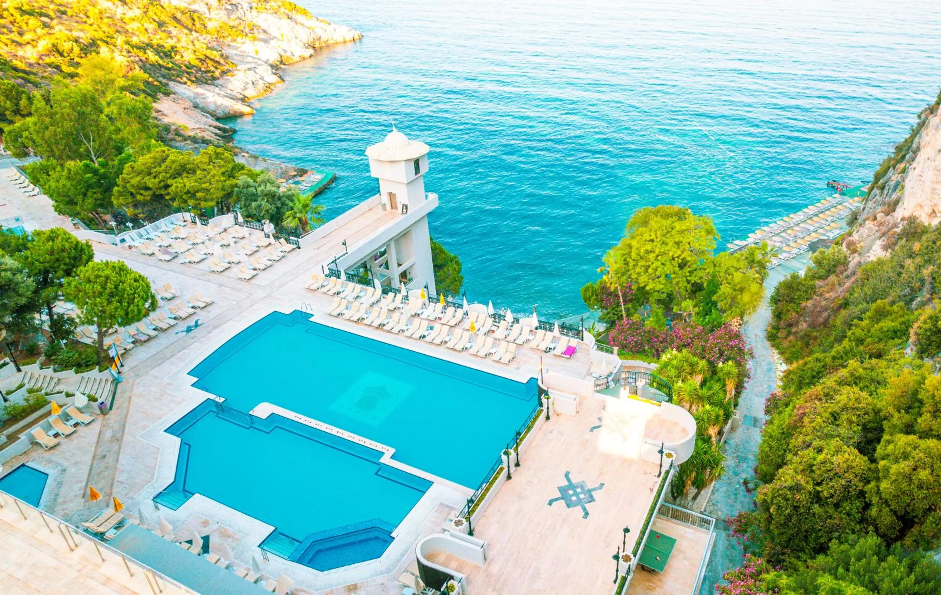 Swimming pool in LADONIA HOTELS ADAKULE