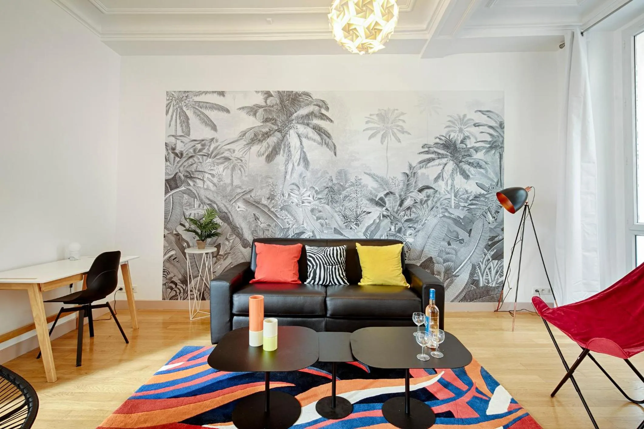 Living room in 123paris city
