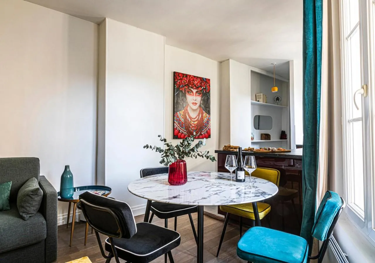 Kitchen or kitchenette in 123paris city