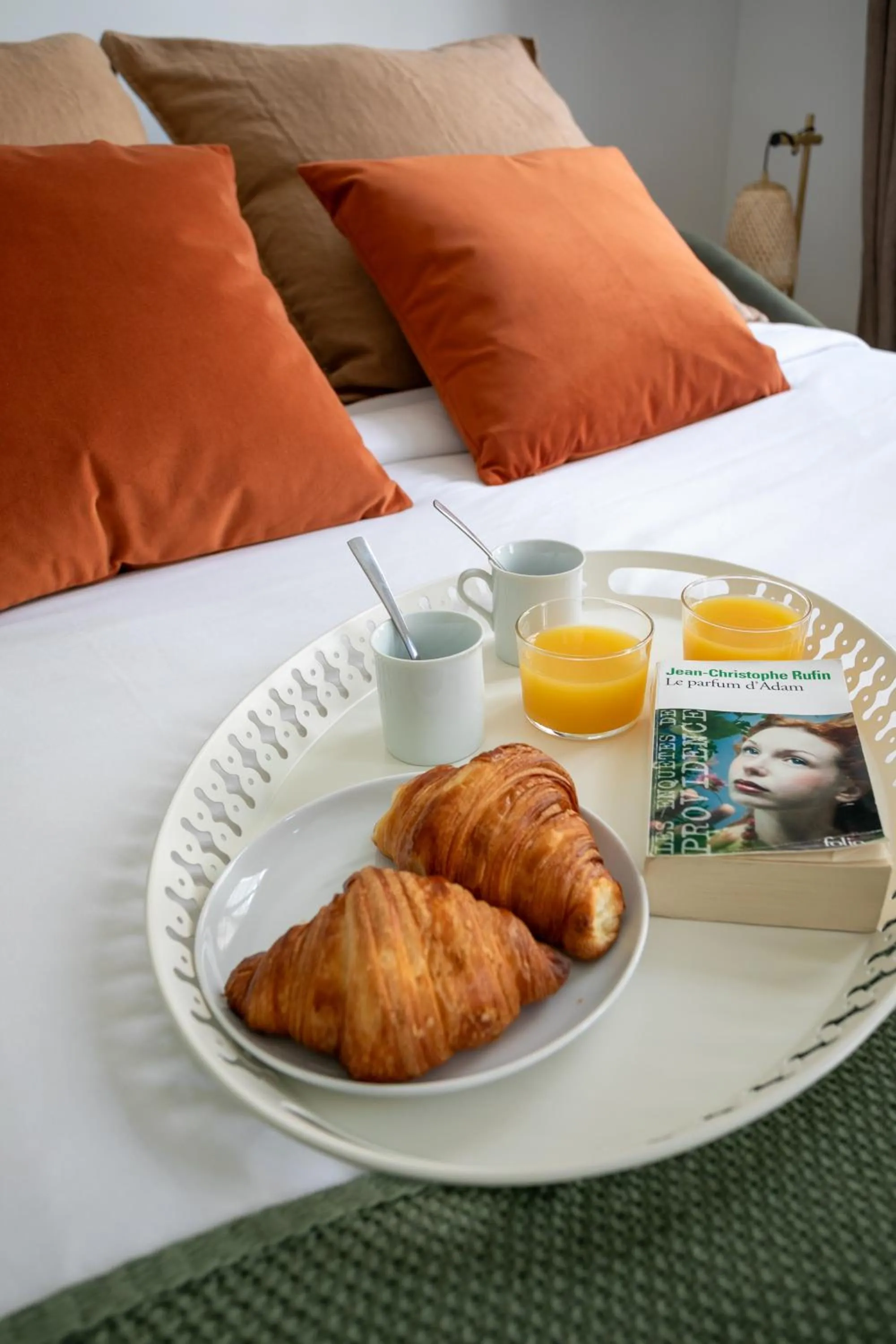 Bedroom, Bed in 123paris city