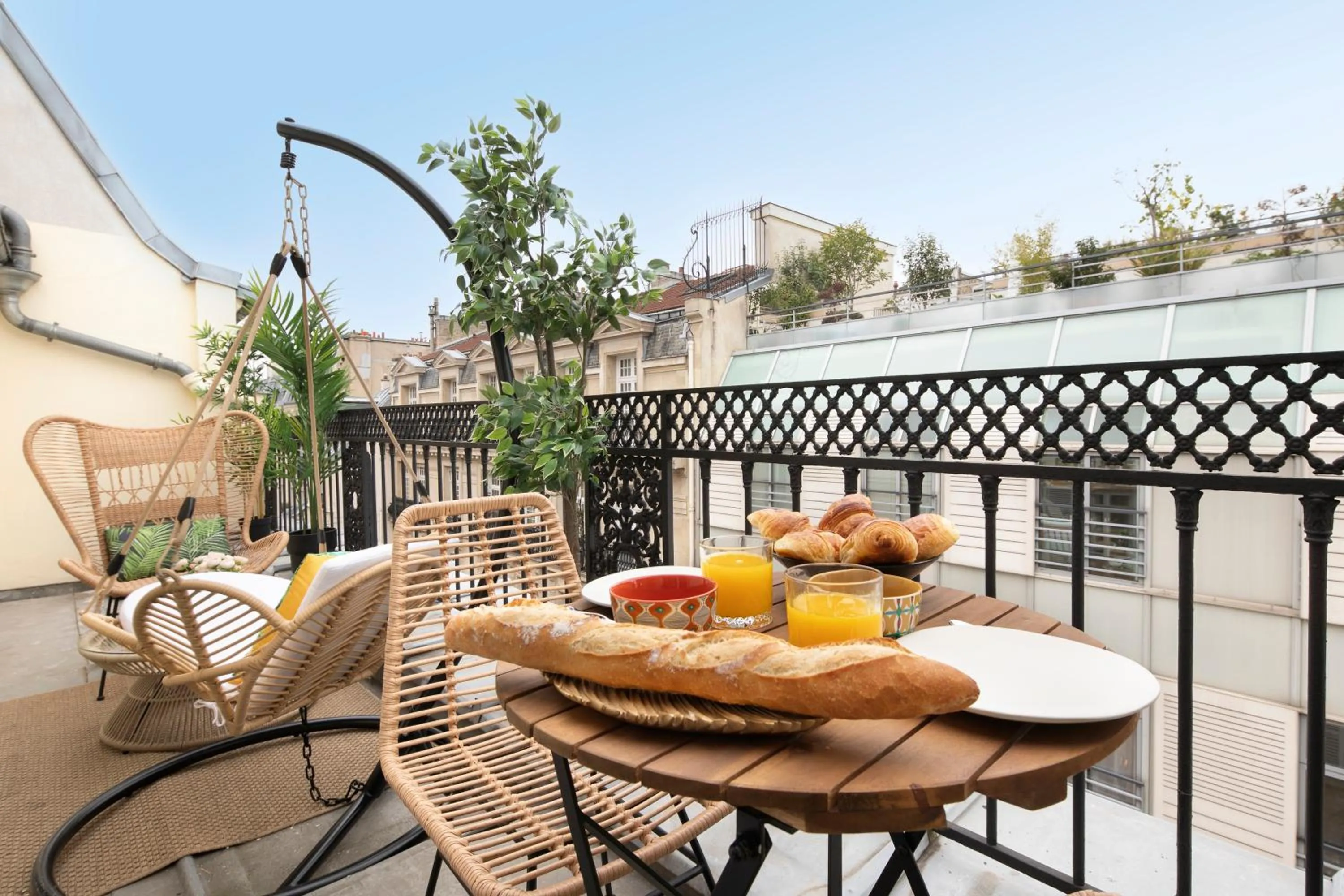 Patio in 123paris city