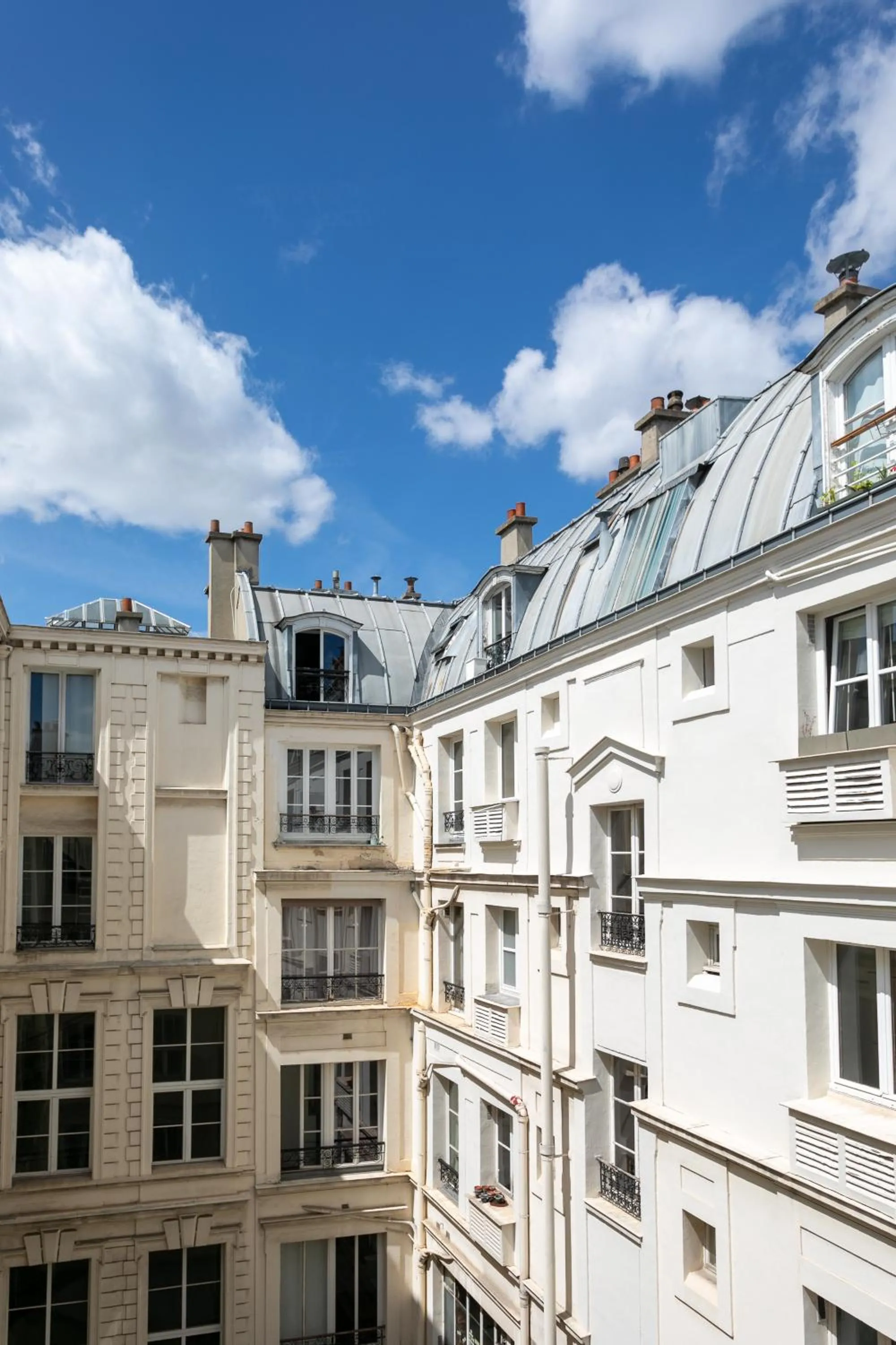 City view in 123paris city