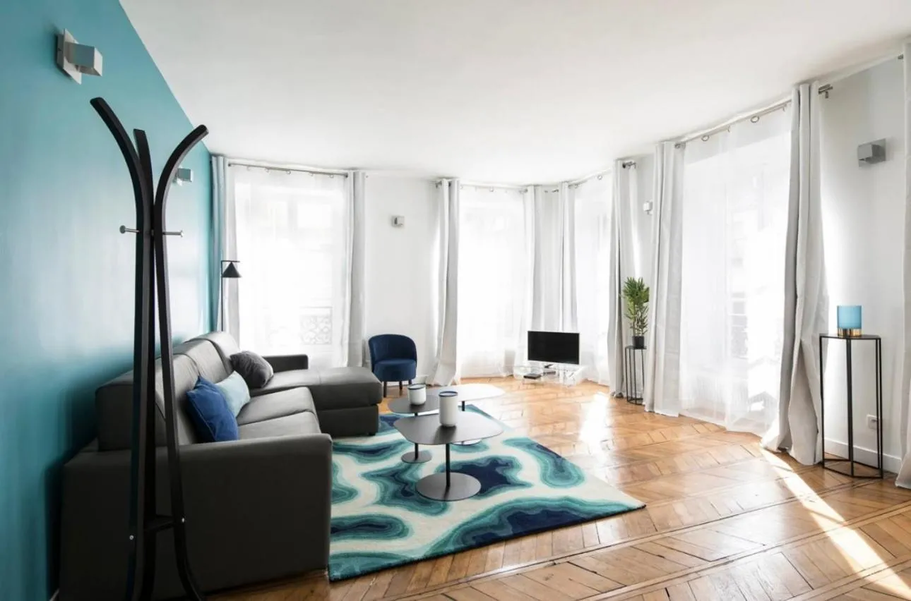 Seating area in 123paris city