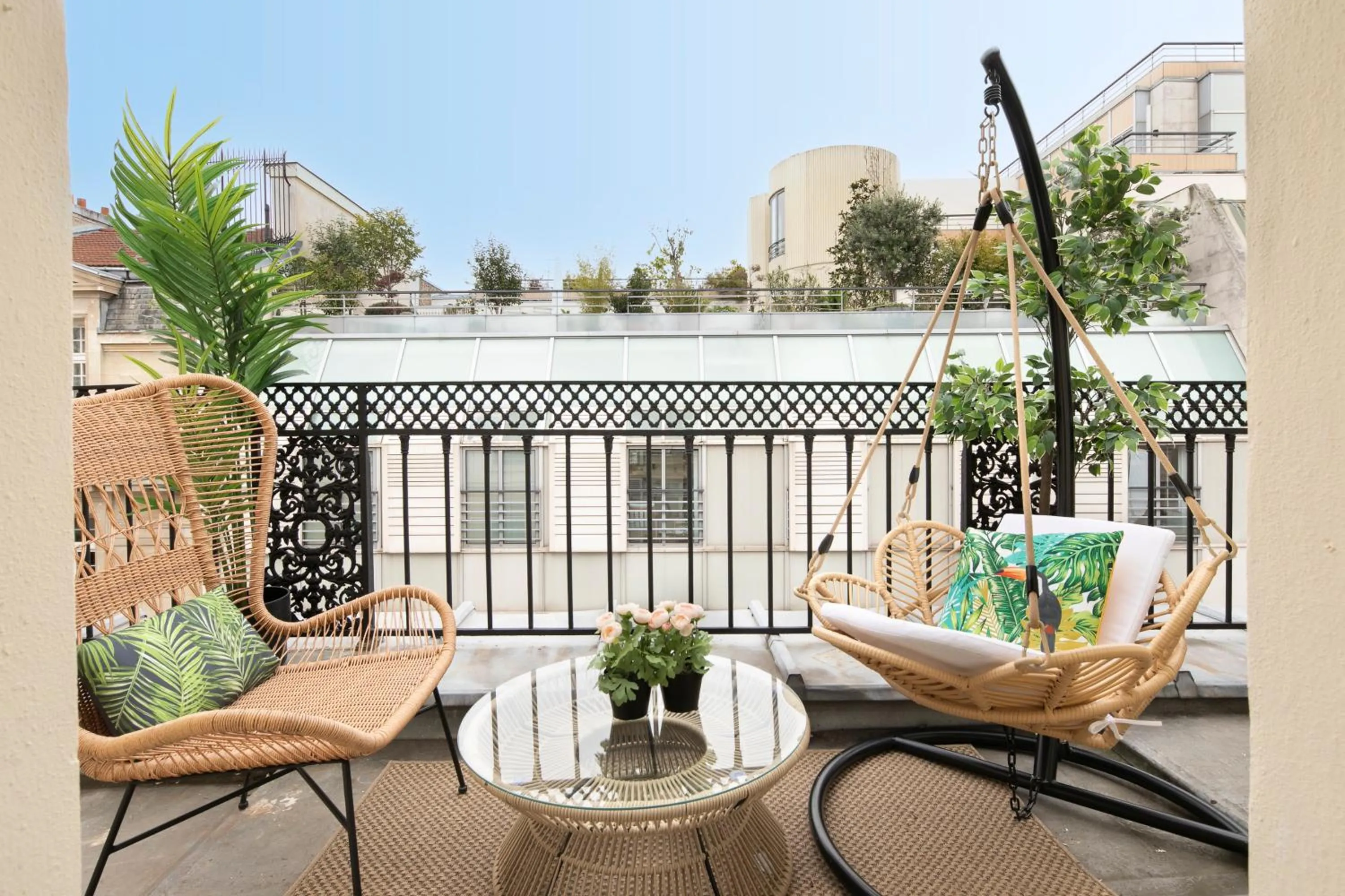 Patio in 123paris city
