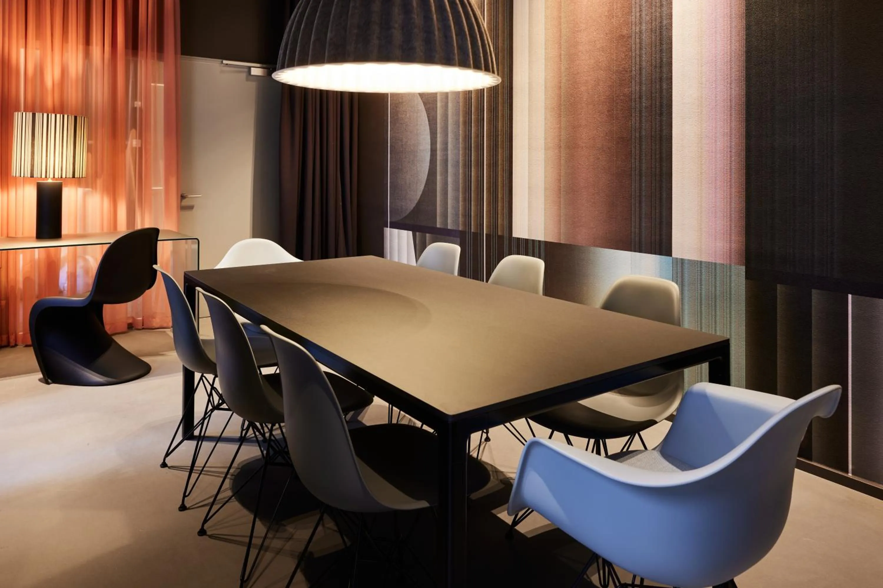 Meeting/conference room in Kirk Suites