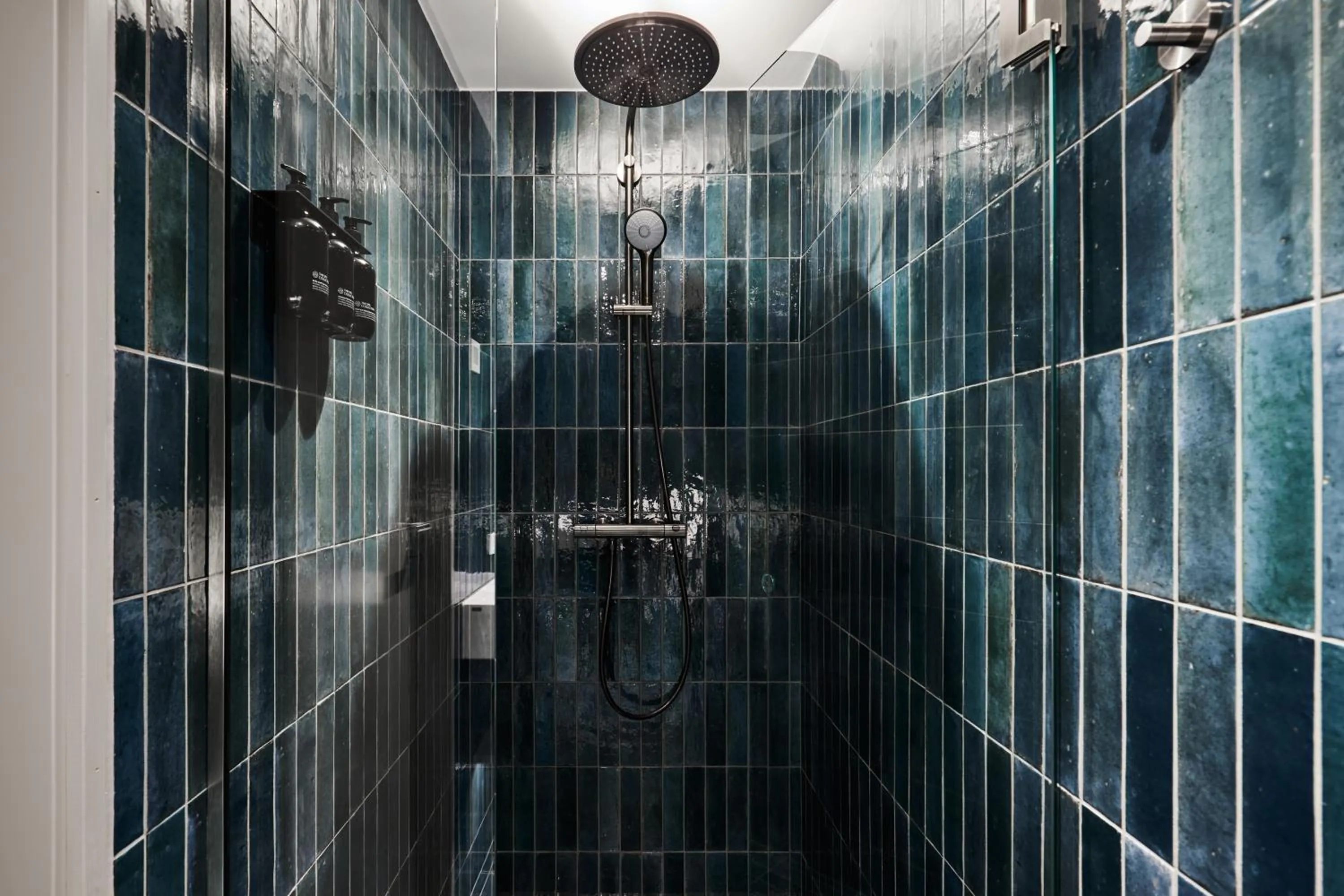 Bathroom in Kirk Suites