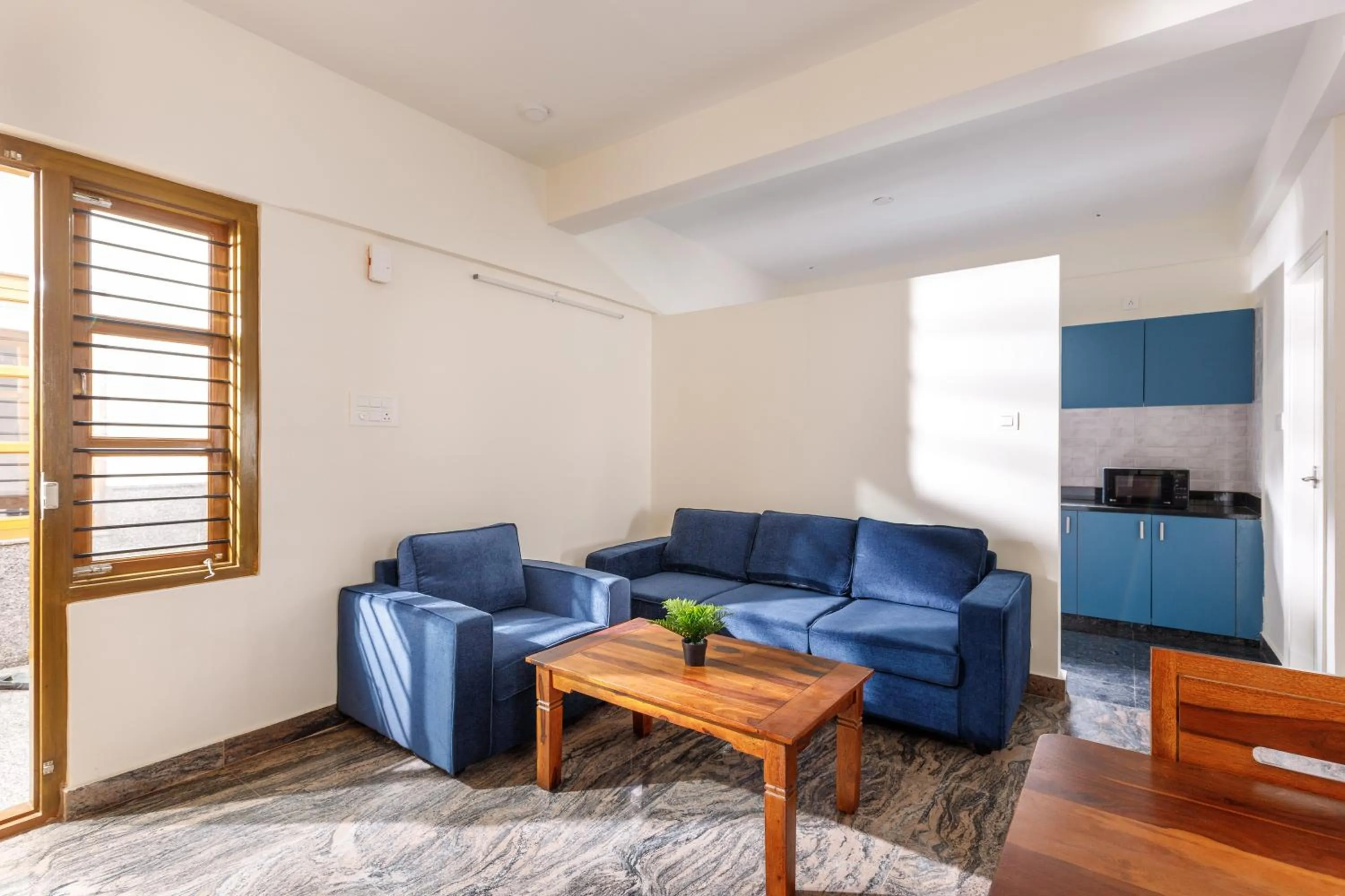 Kitchen or kitchenette in SPLENDID SHUBHAM SERVICED APARTMENTS