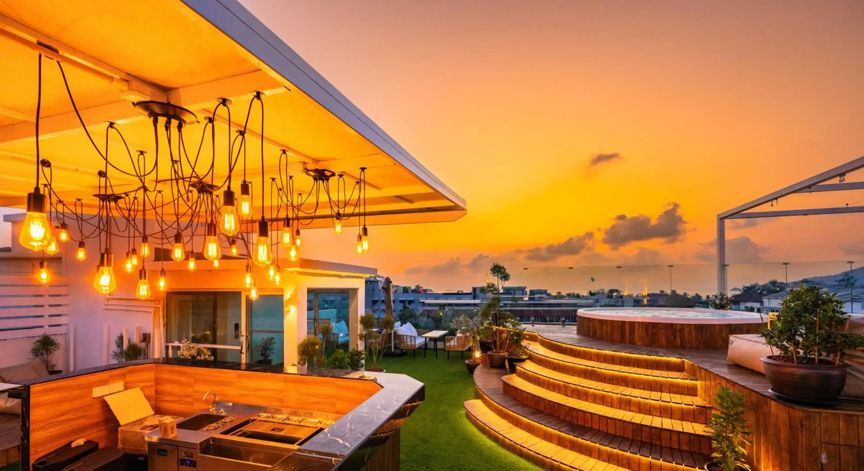 Property building in La Vista Patong Hotel Property building in La Vista Patong Hotel