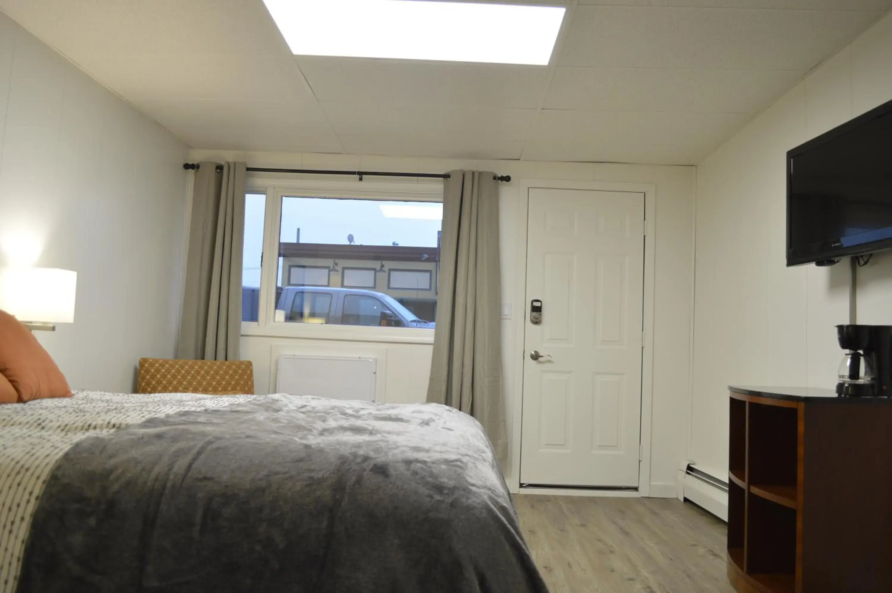 Single Room - single occupancy in Cuyuna Lakes Stay Single Room - single occupancy in Cuyuna Lakes Stay