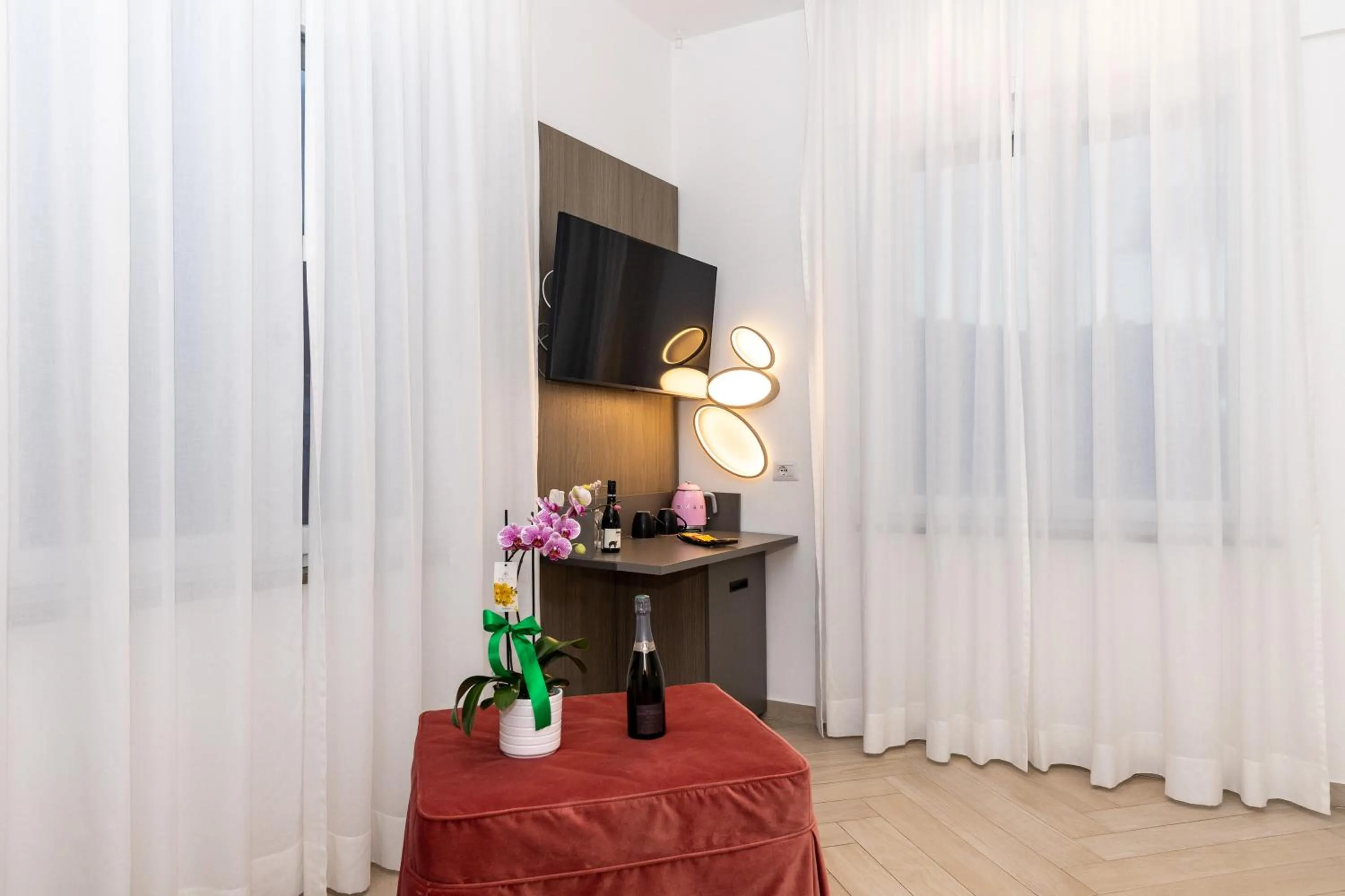 TV and multimedia in Patriziella 4 Rooms