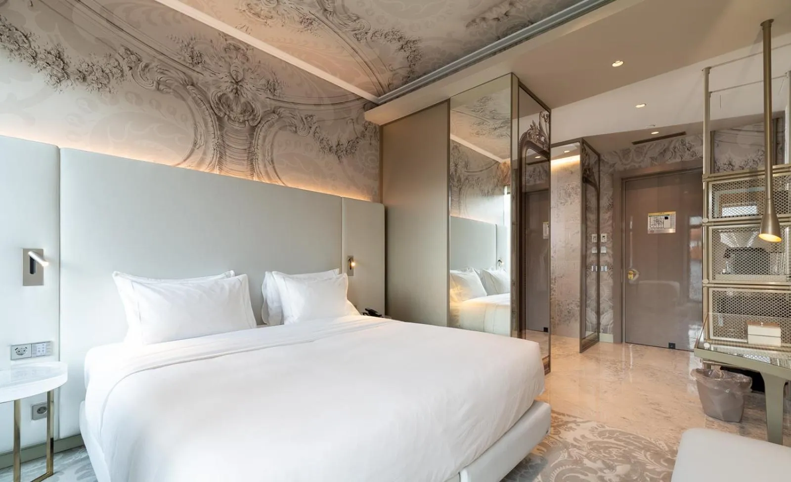 Bed in Dos Reis by The Beautique Hotels