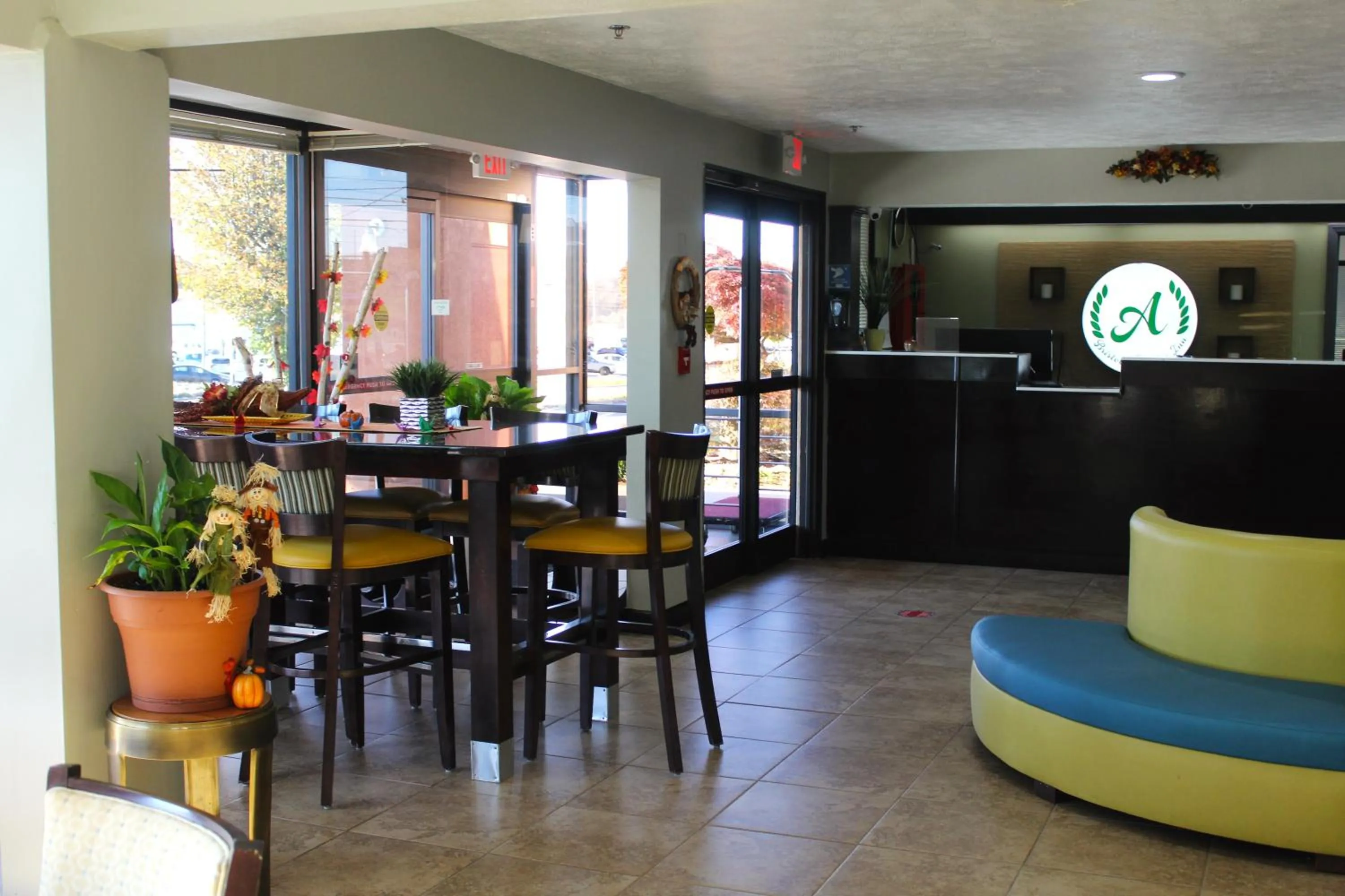 Lobby or reception in Bristol Arcadia Inn