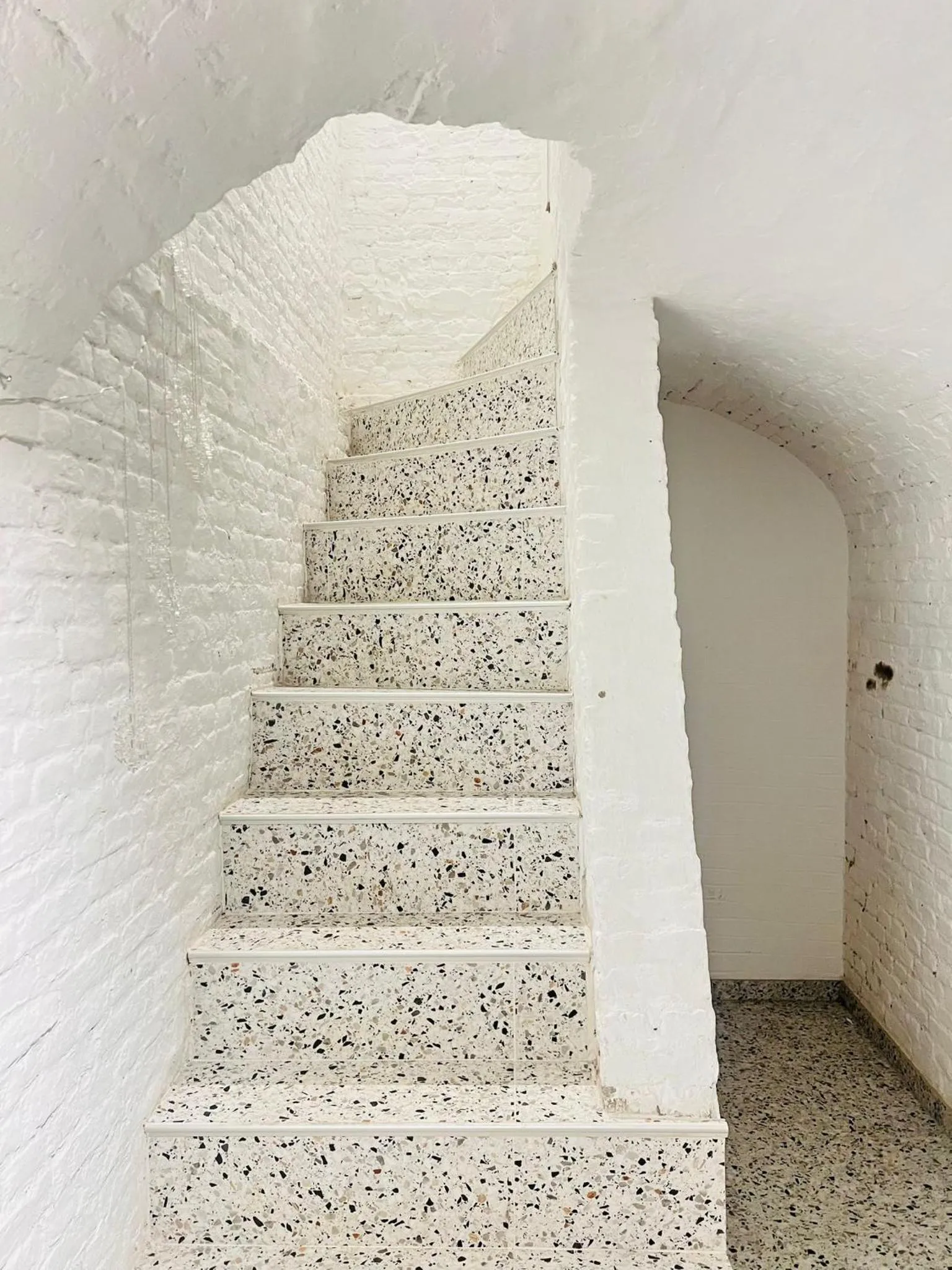 Facade/entrance in OneLuxStay near Fashion District