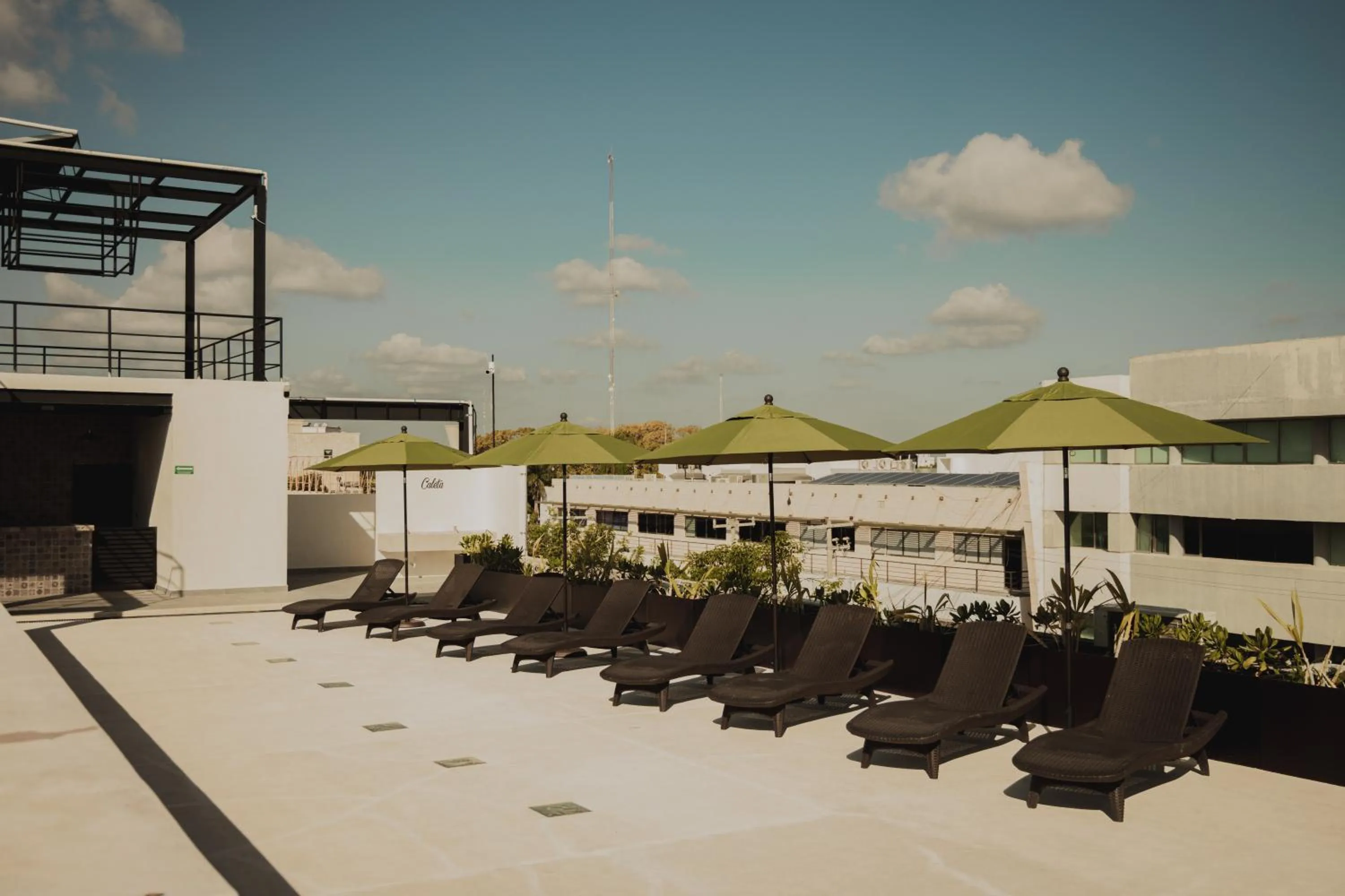 Patio in Caleta Hostel Rooftop & Pool