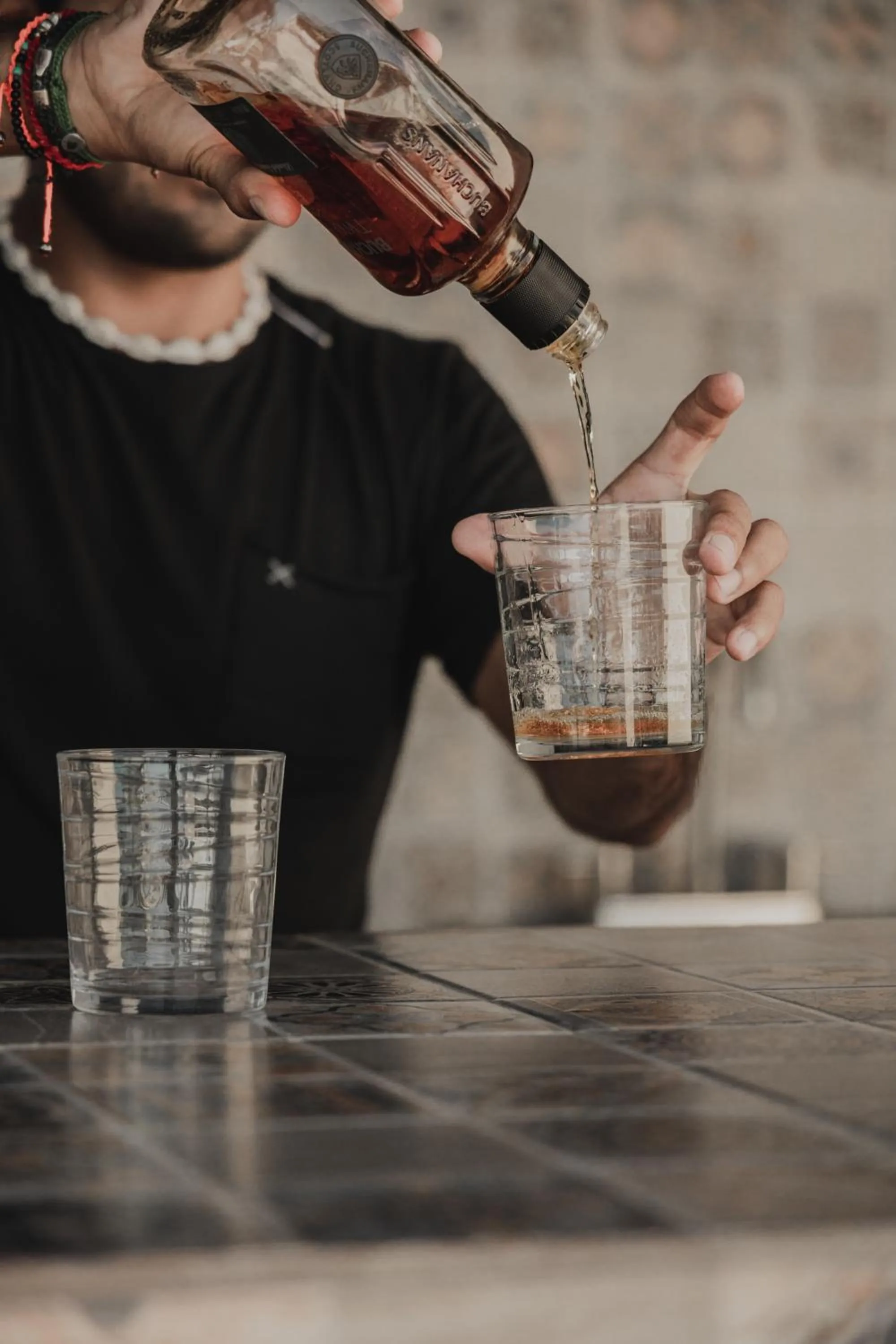 Food and drinks in Caleta Hostel Rooftop & Pool