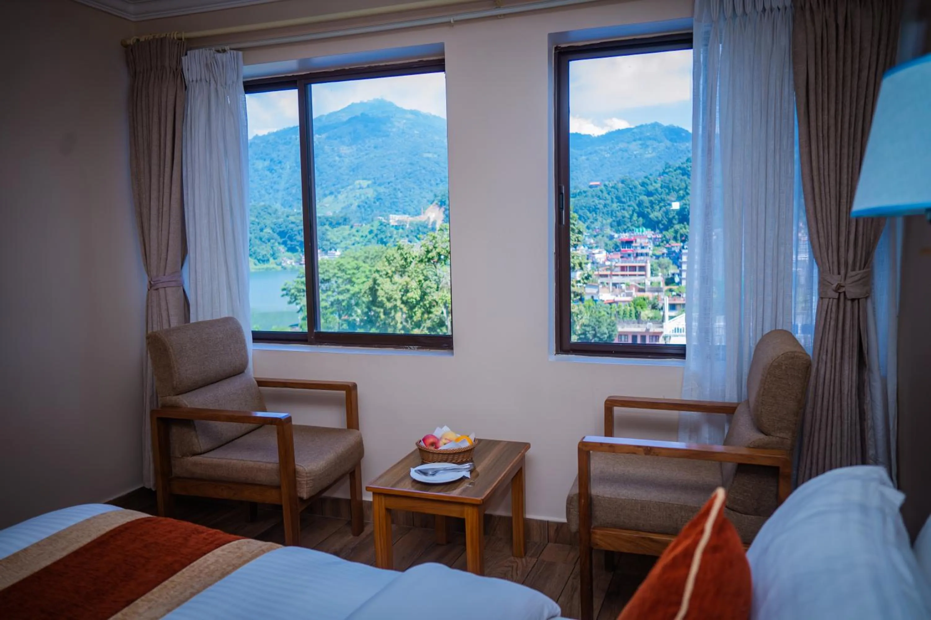 Bed in Hotel Fewa Camp