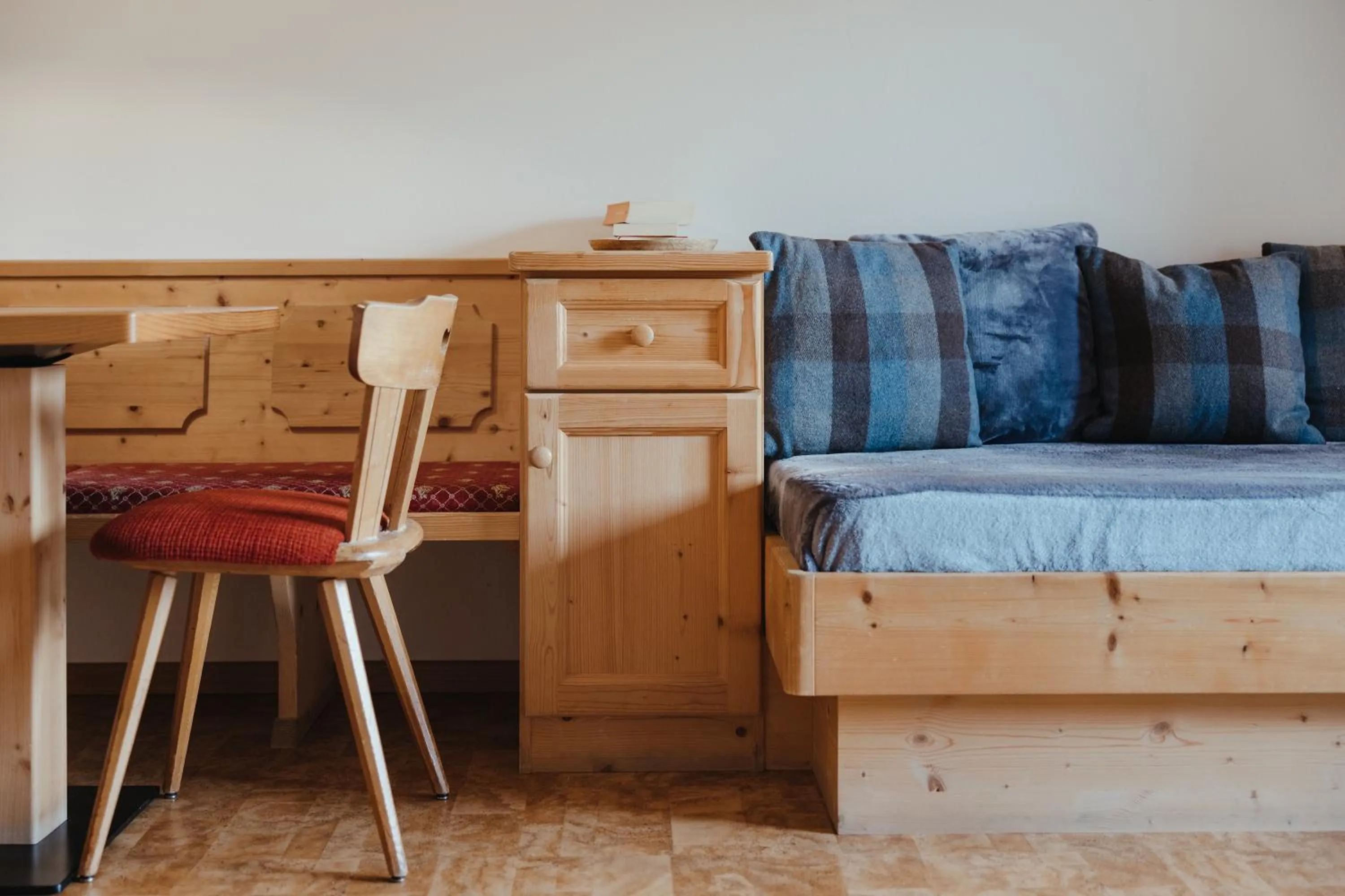 Living room, Bed in Oberaldoss Residence Wellness